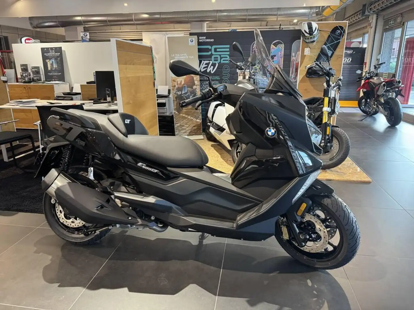 BMW C 400 GT Style Triple Black Abs my21 Schwarz - 1