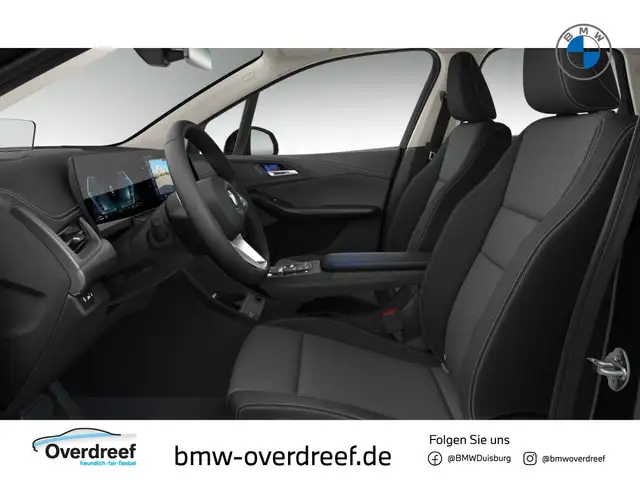 BMW 2 Series view 4