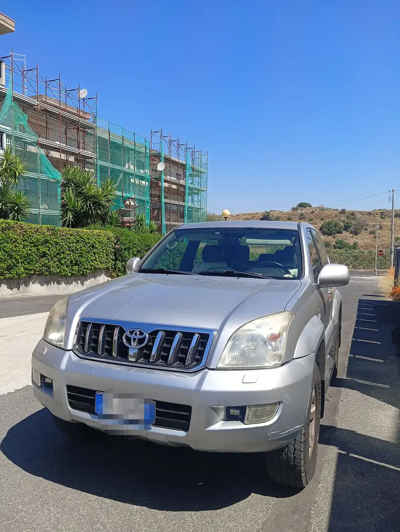 Toyota Land Cruiser Prado Executive Grigio - 2