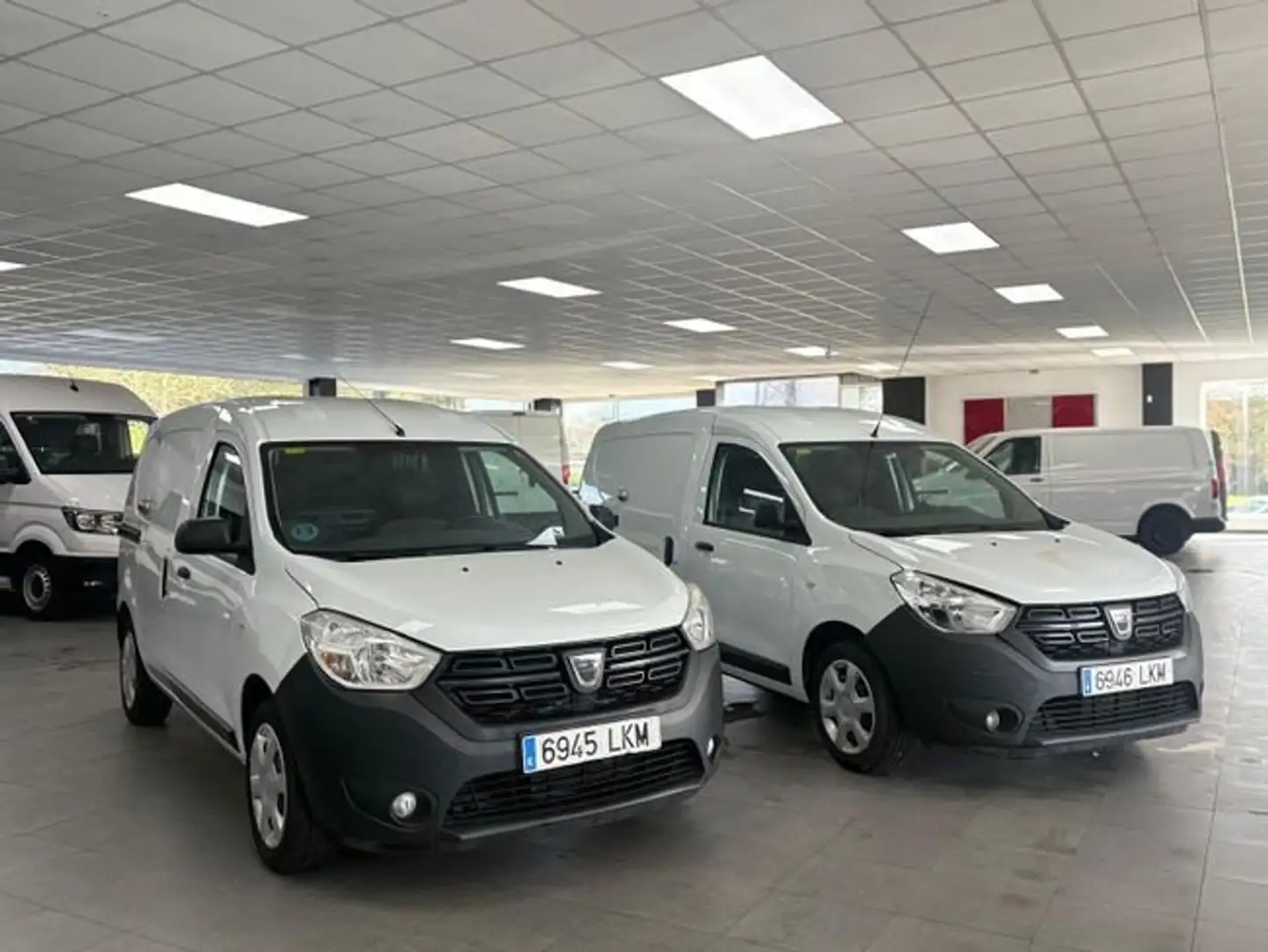 Dacia Dokker Essential Blue dCi 70kW (95CV) N1 Blanco - 2