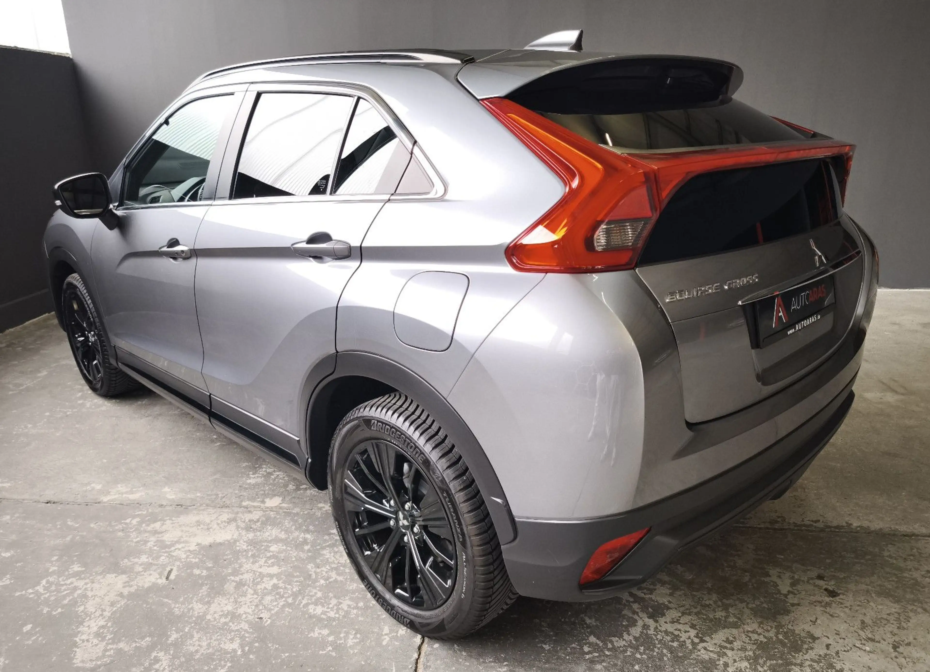 Mitsubishi Eclipse Cross 1,5 T-MIVEC — photo 3