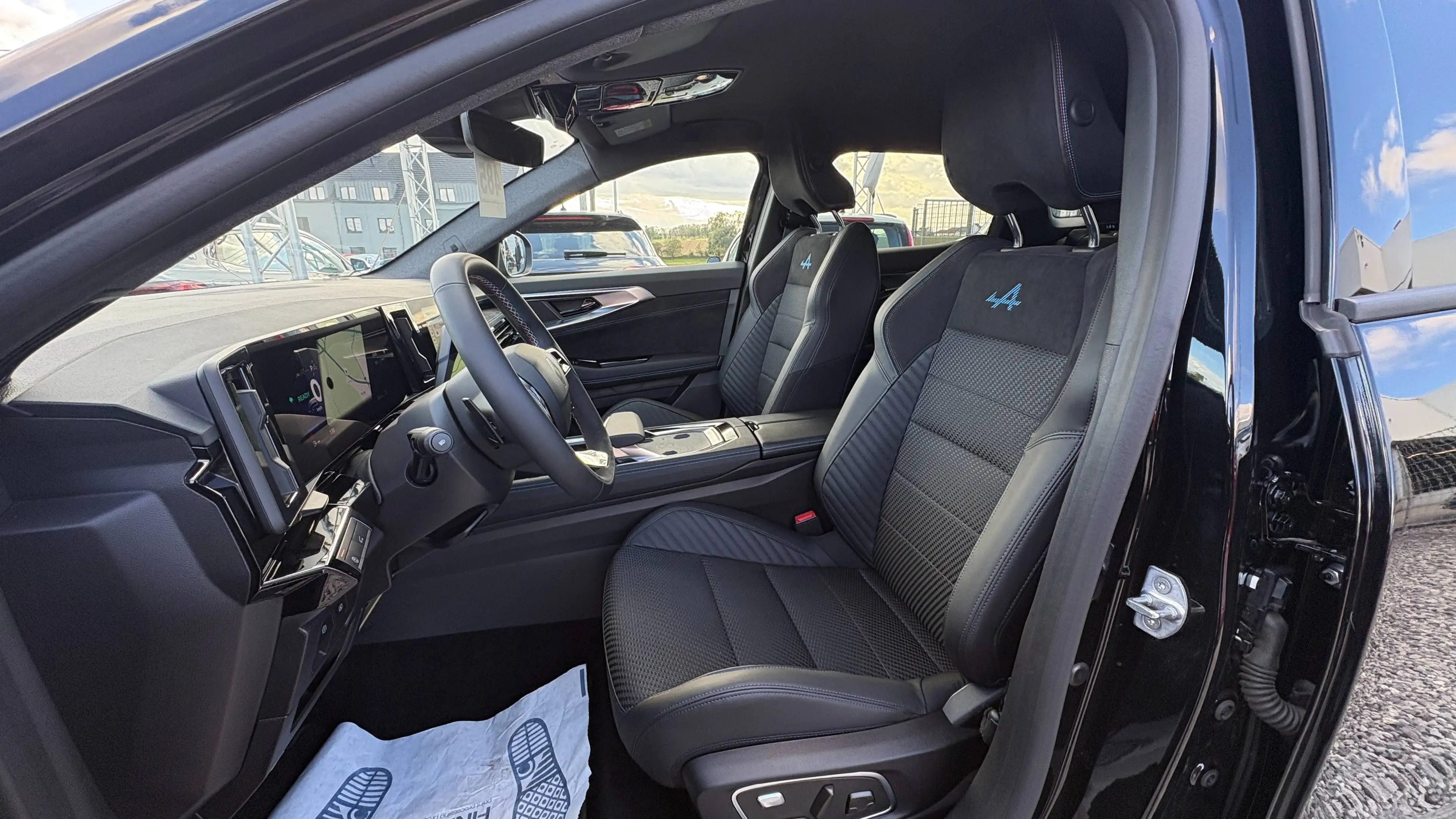 Renault Austral 1.2 E-TECH Esprit Alpine Esprit Alpine — photo 6