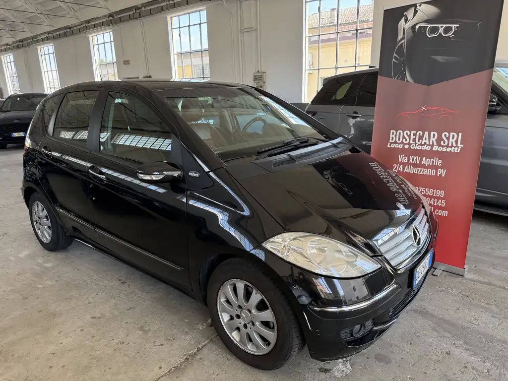 Mercedes-Benz A 180