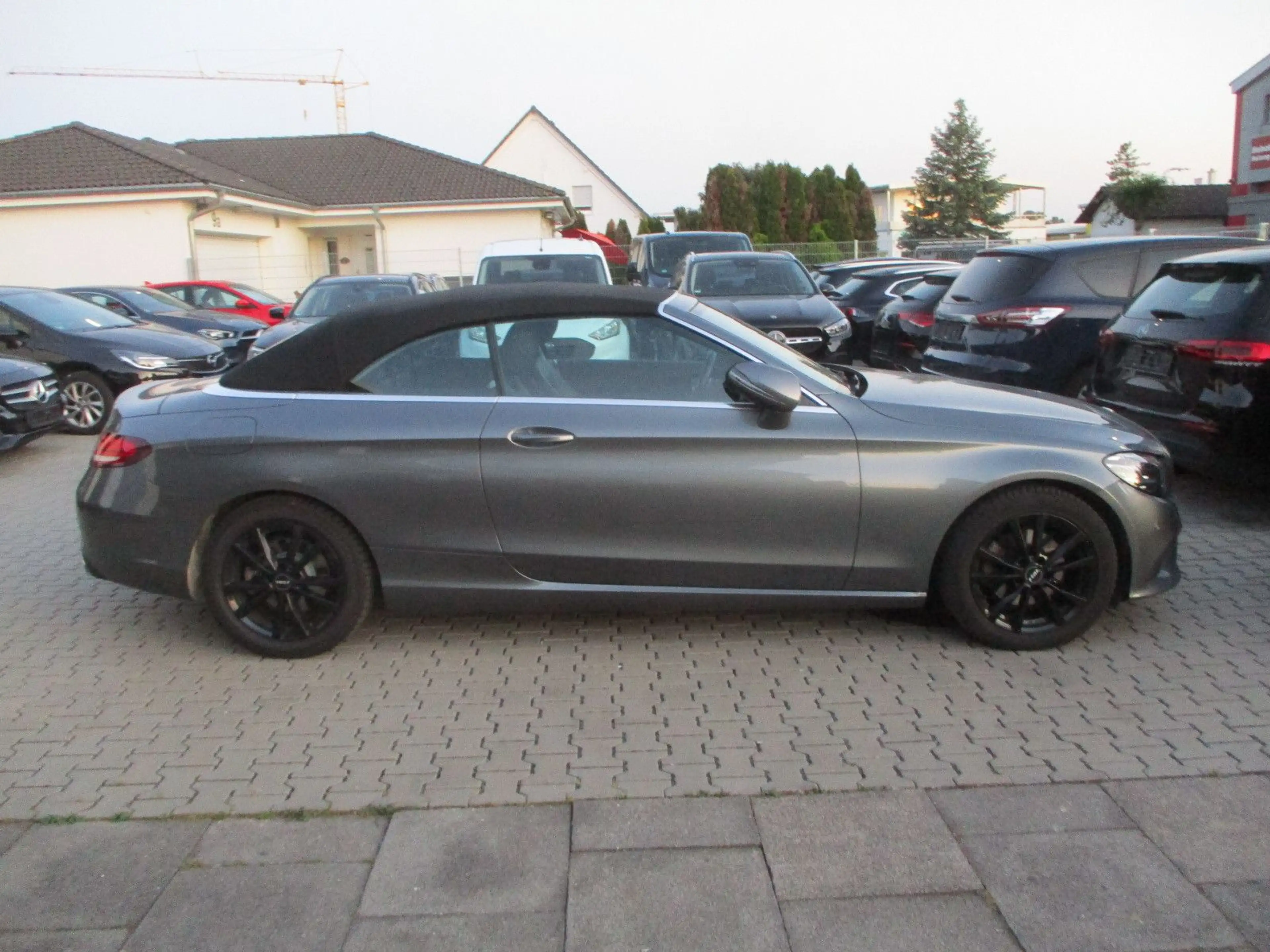 Mercedes-Benz C 220 d Cabrio NAVI LEDER KAMERA DISTRO TOTW AHK — photo 13