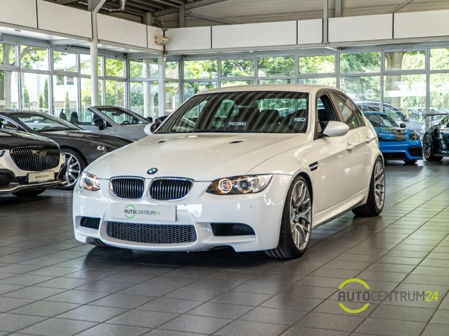 BMW M3 E90 DKG Öhlins M359 GRAIL Recaro Leder Weiß - 2