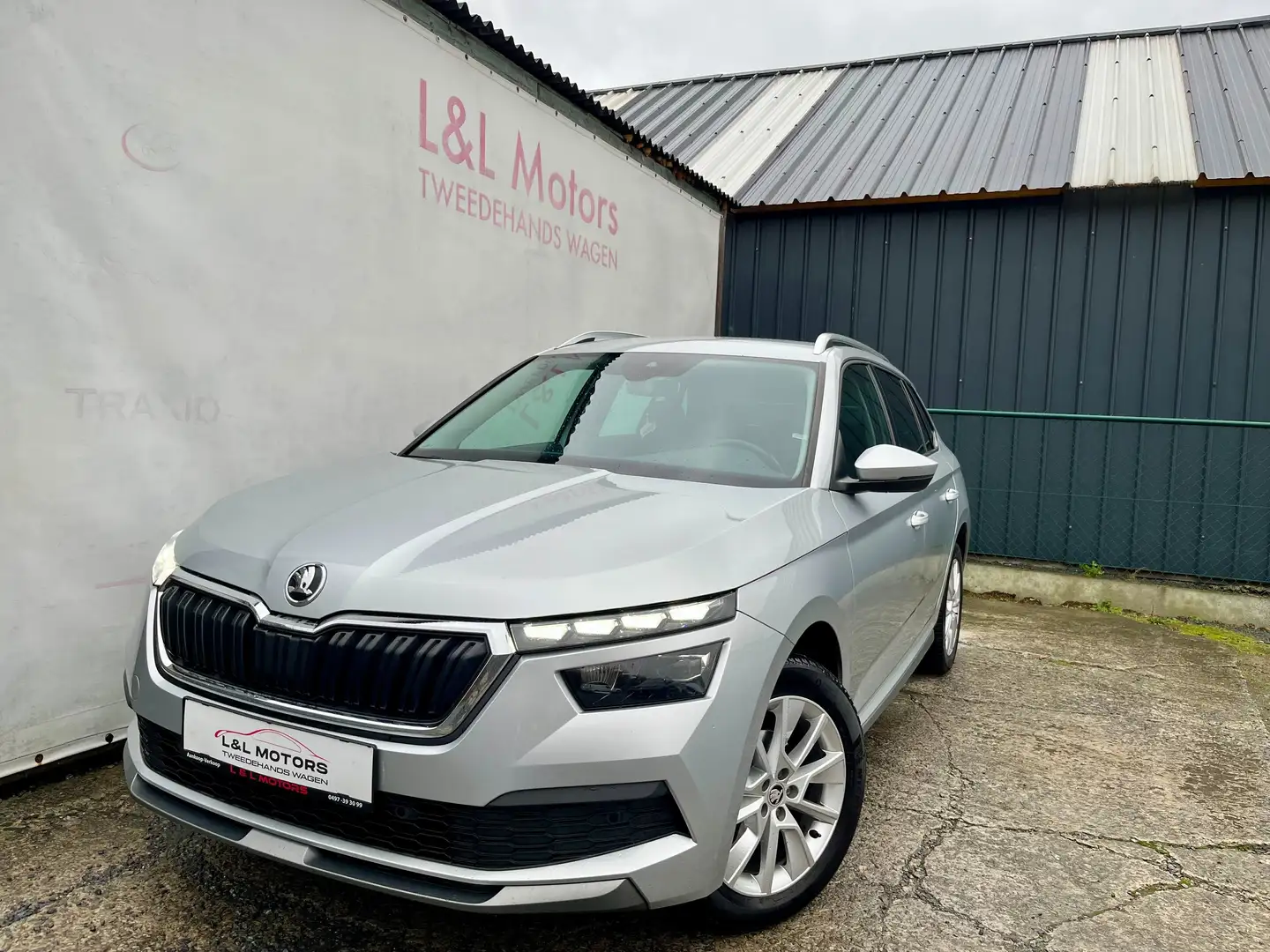 Skoda Kamiq 1.6 CR TDi Style DSG*Camera Led Keyless Carplay* Argent - 1