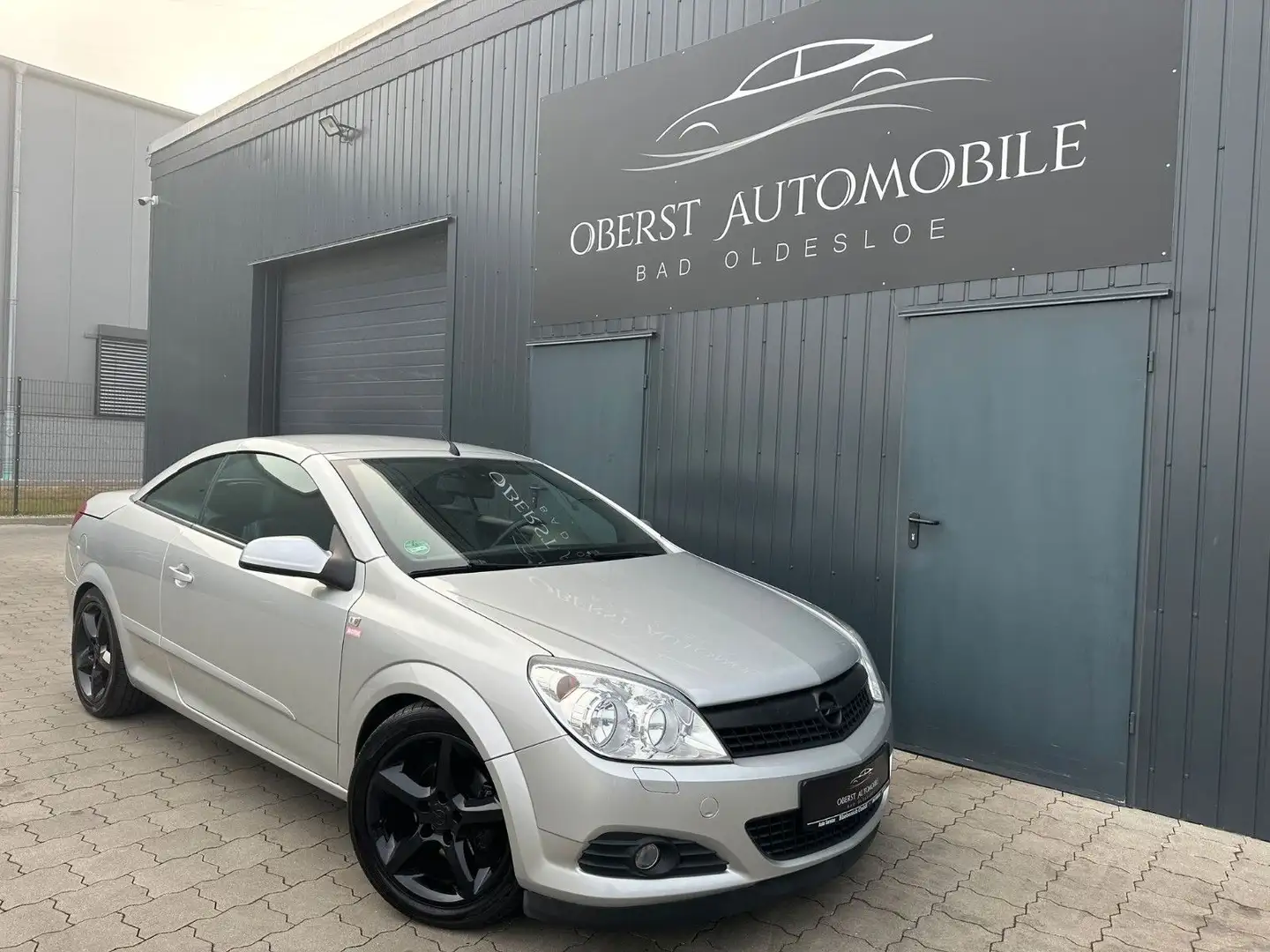 Opel Astra H Twin Top Cabrio*Scheckheft*Automatik* Plateado - 2