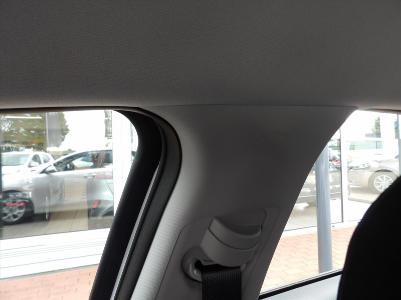 Kia Ceed / cee'd 1.0 Turbo ComfortLine Navi !!!!4.400km!!!! Org. Ne — photo 43