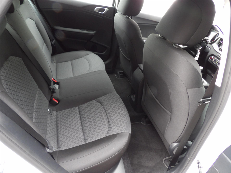 Kia Ceed / cee'd 1.0 Turbo ComfortLine Navi !!!!4.400km!!!! Org. Ne — photo 19