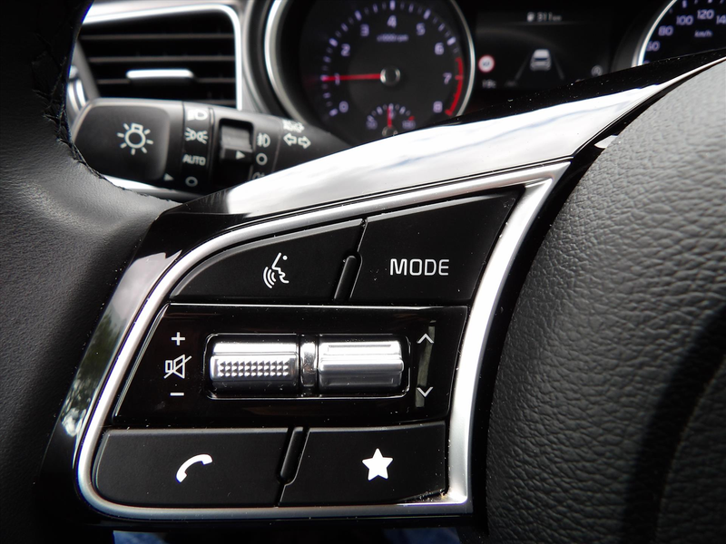 Kia Ceed / cee'd 1.0 Turbo ComfortLine Navi !!!!4.400km!!!! Org. Ne — photo 33