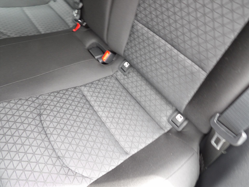 Kia Ceed / cee'd 1.0 Turbo ComfortLine Navi !!!!4.400km!!!! Org. Ne — photo 10