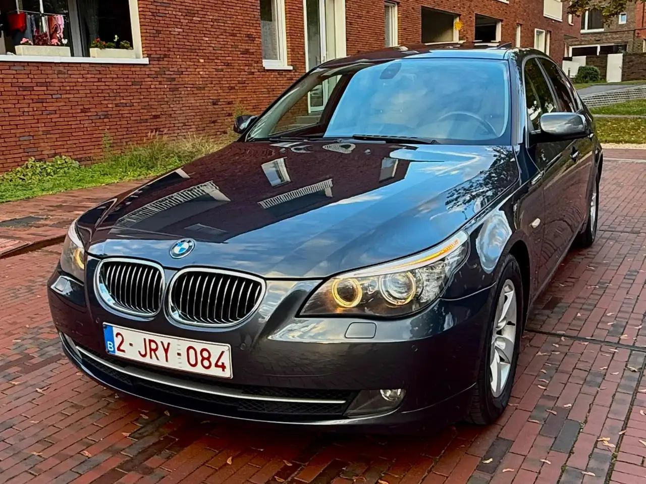 BMW 525