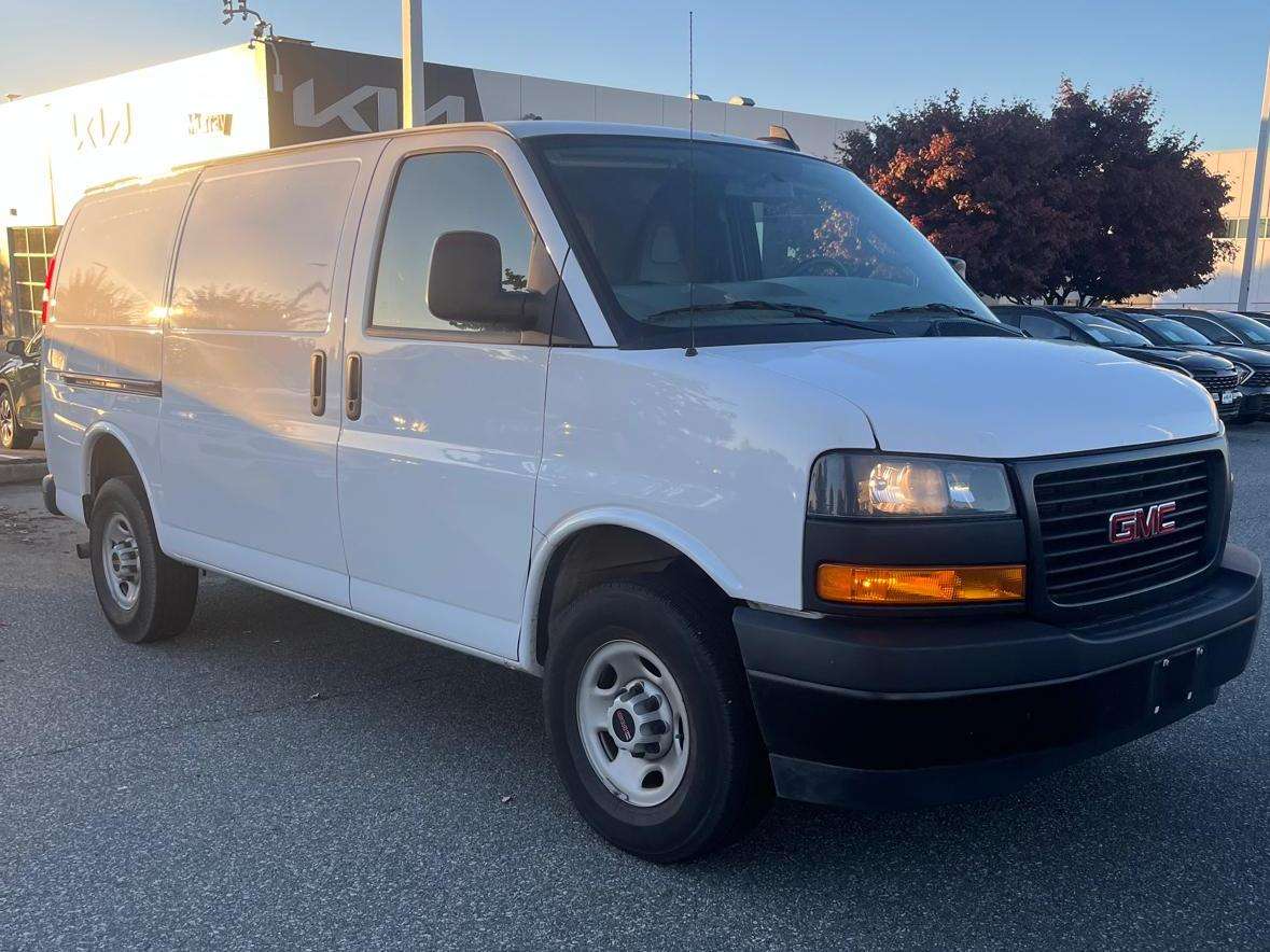 2024 GMC Savana 2500 Cargo Van