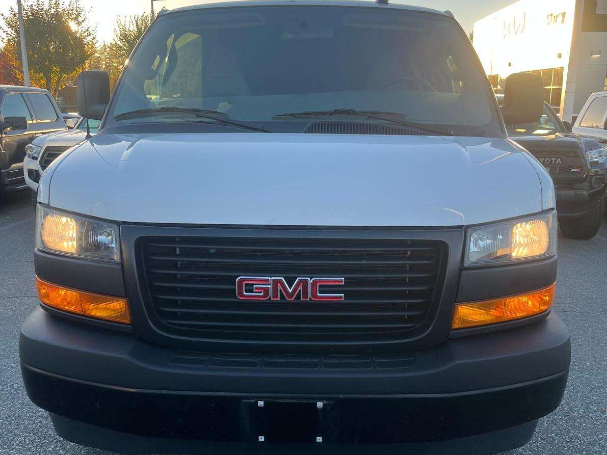 2024 GMC Savana 2500 Cargo Van