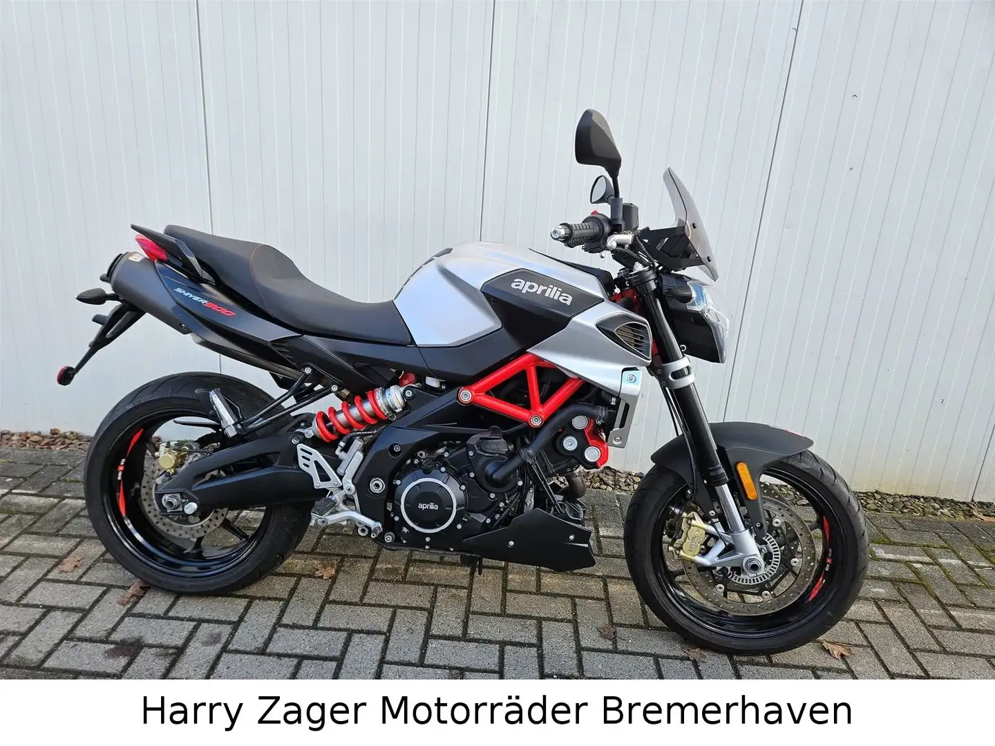 Aprilia Shiver 900 Topzustand Plateado - 2