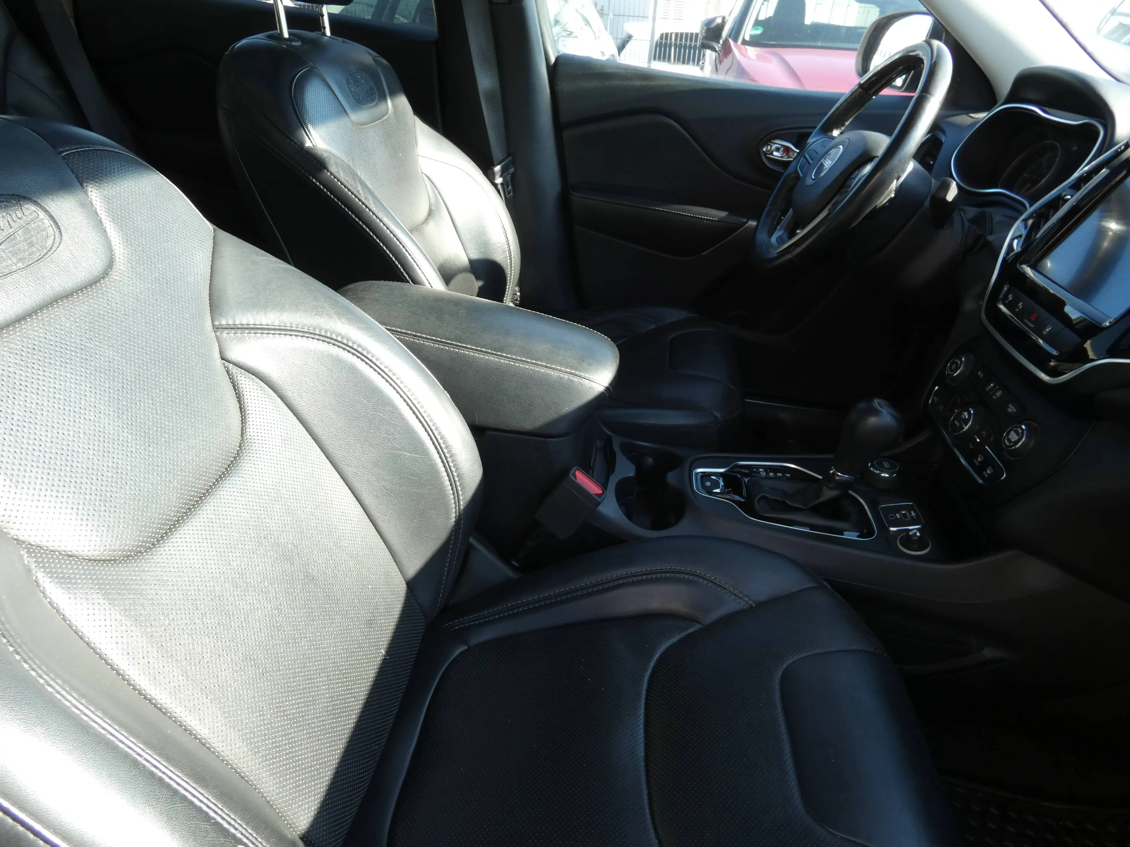 Jeep Cherokee Overland 4WD"Leder"Navi"Kamera — photo 12