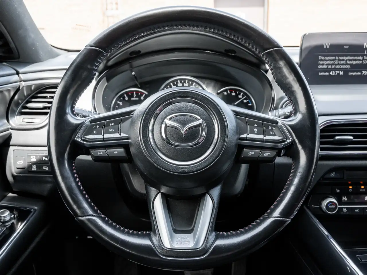 Mazda CX-9 снимка Mazda CX-9