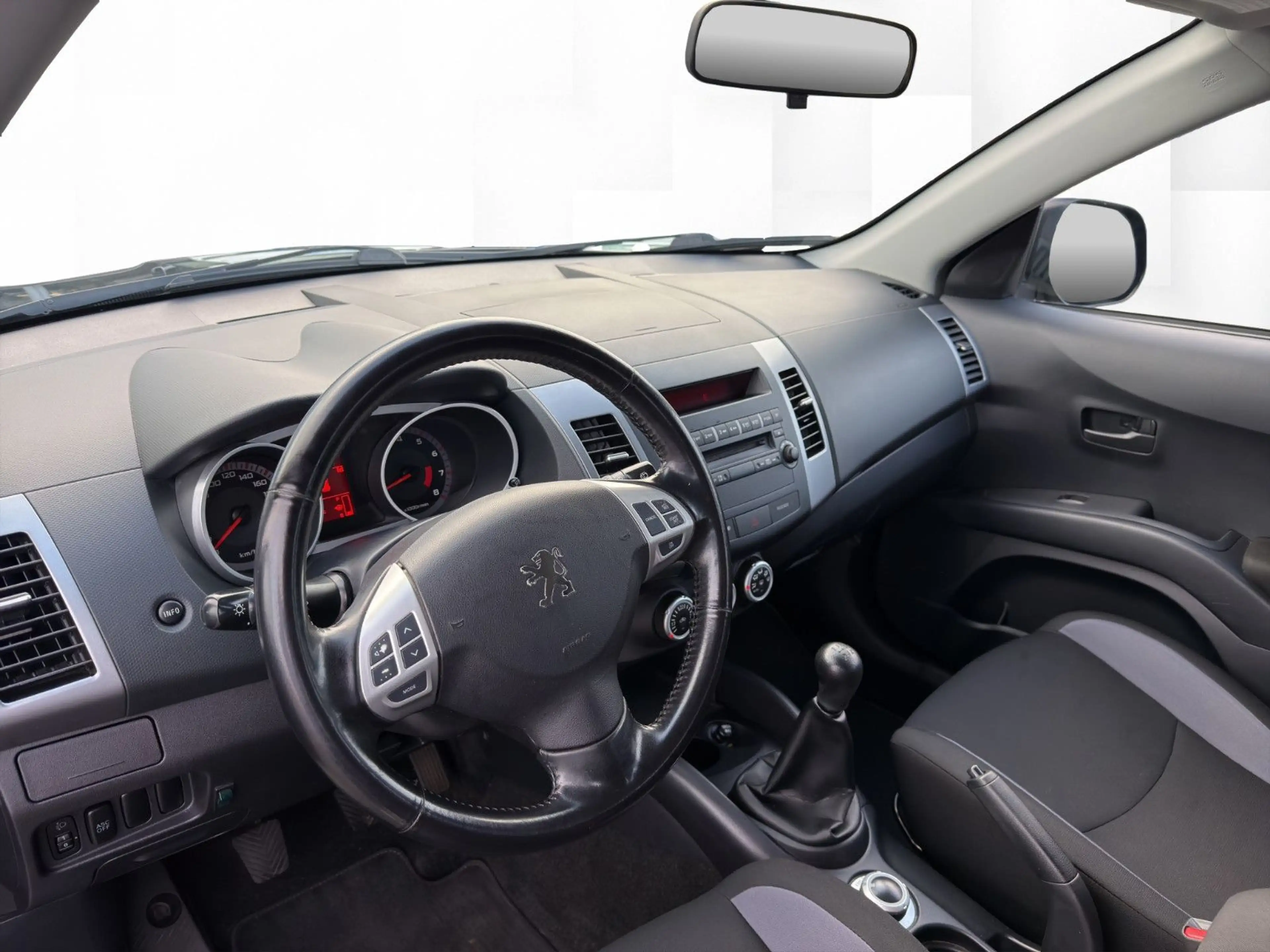 Peugeot 4007 2.4 Tendance 4X4 *1.Hand*AC*TEMPO*Allwetter — photo 11