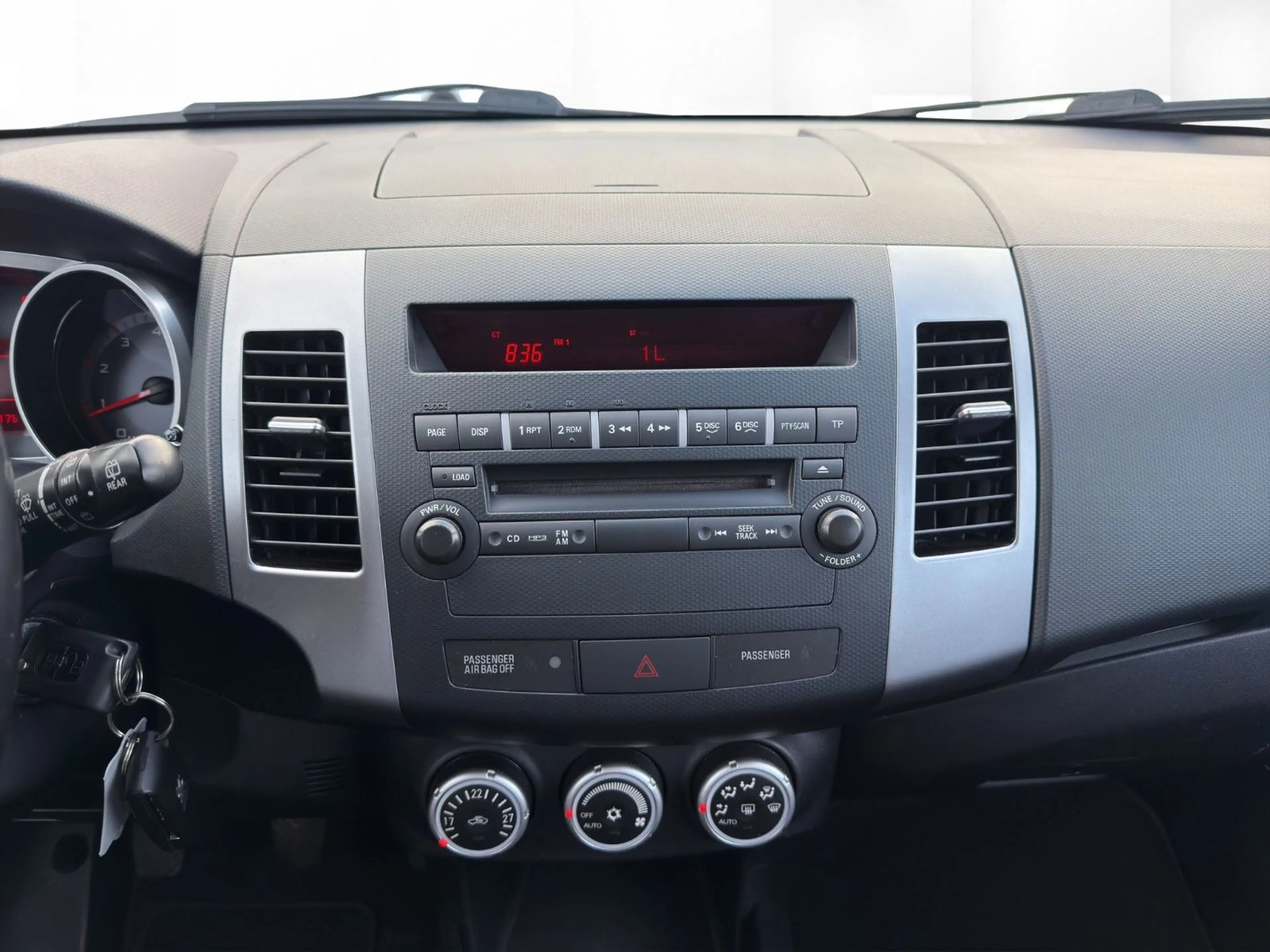 Peugeot 4007 2.4 Tendance 4X4 *1.Hand*AC*TEMPO*Allwetter — photo 14