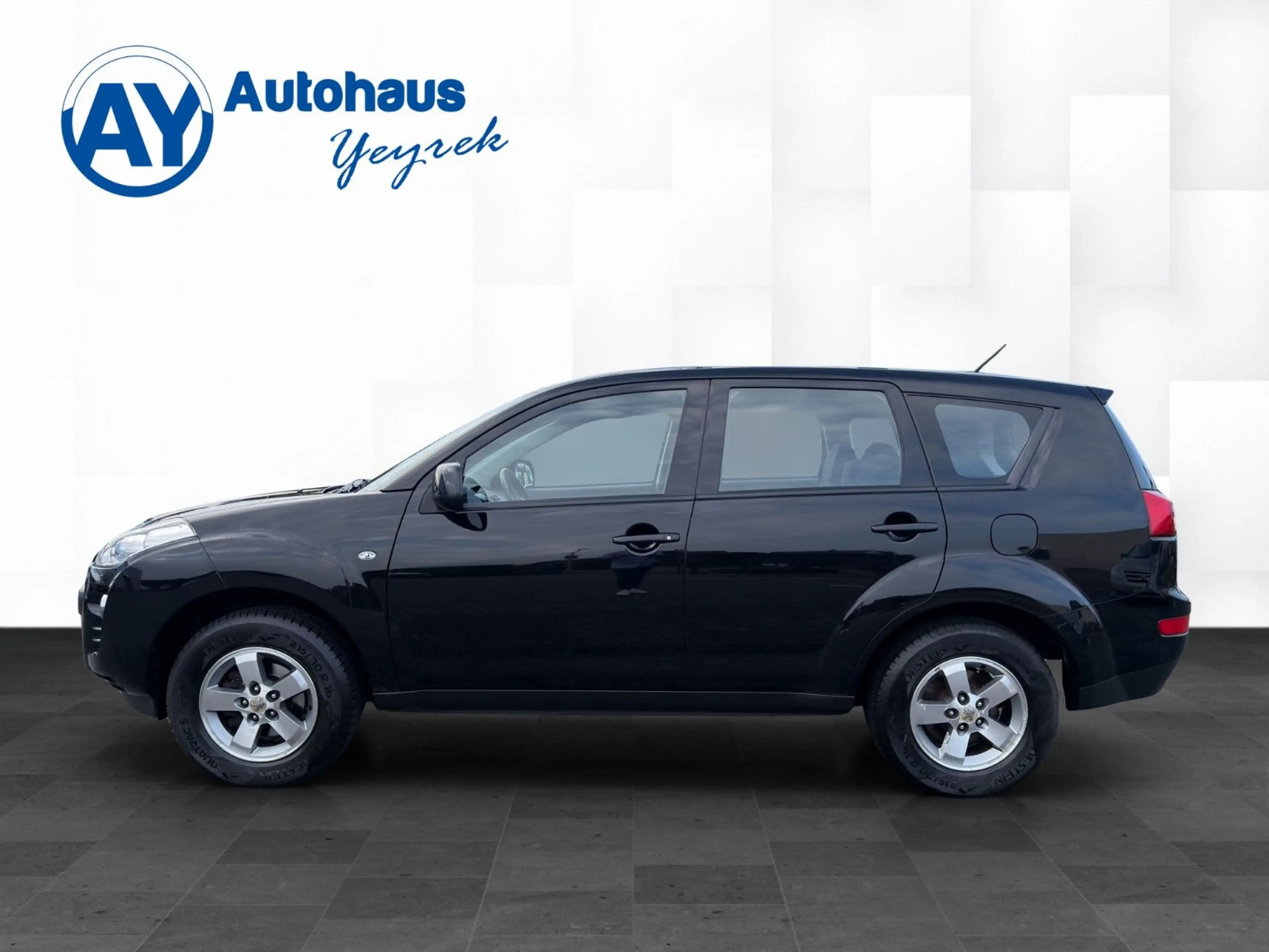 Peugeot 4007 2.4 Tendance 4X4 *1.Hand*AC*TEMPO*Allwetter — photo 8