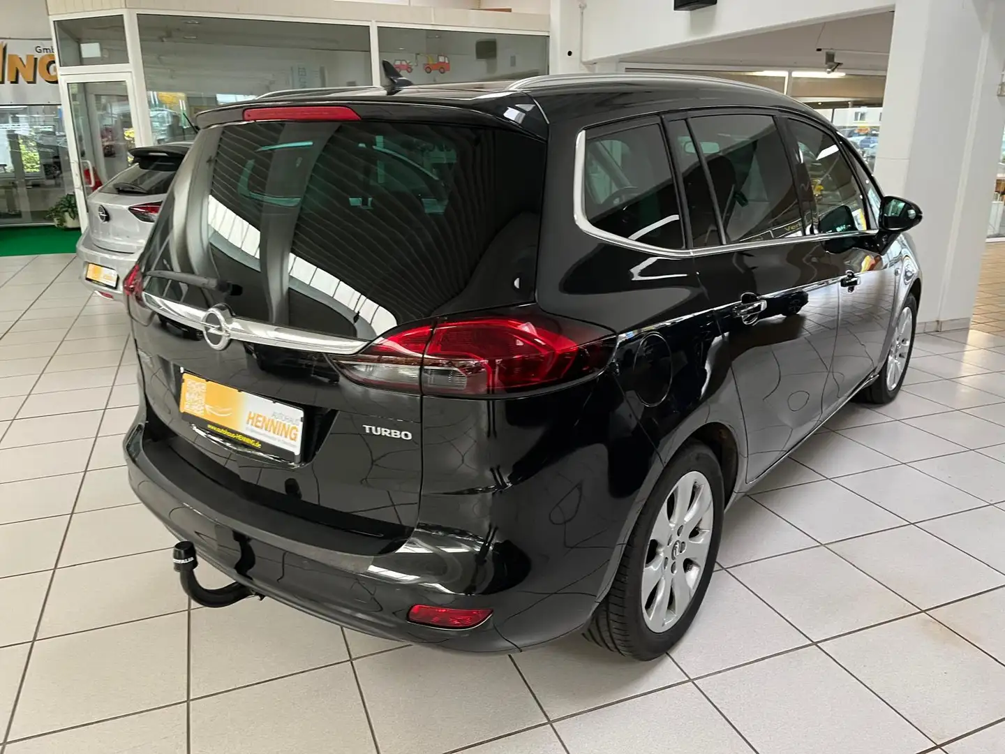 Opel Zafira Tourer Innovation + AHK + 7-Sitzer + Kamera+ Noir - 2