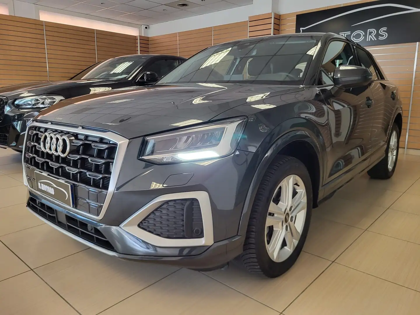 Audi Q2 35 tfsi  s-tronic NAVI FULL LED RETROCAMERA Gris - 1