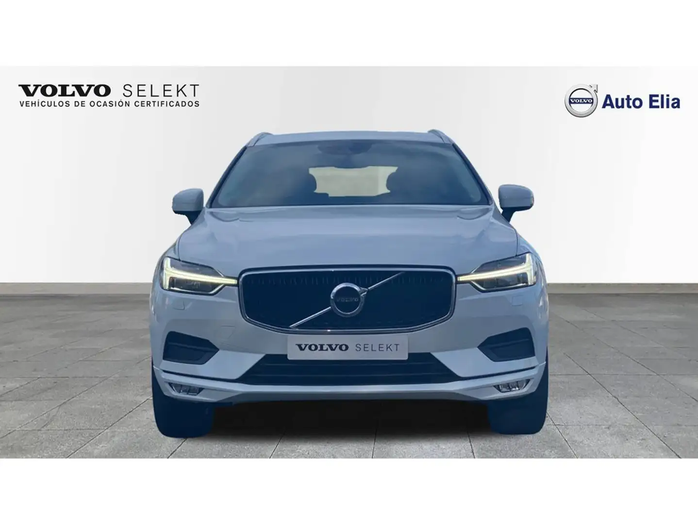 Volvo XC60 D4 Momentum AWD Aut. Blanco - 2