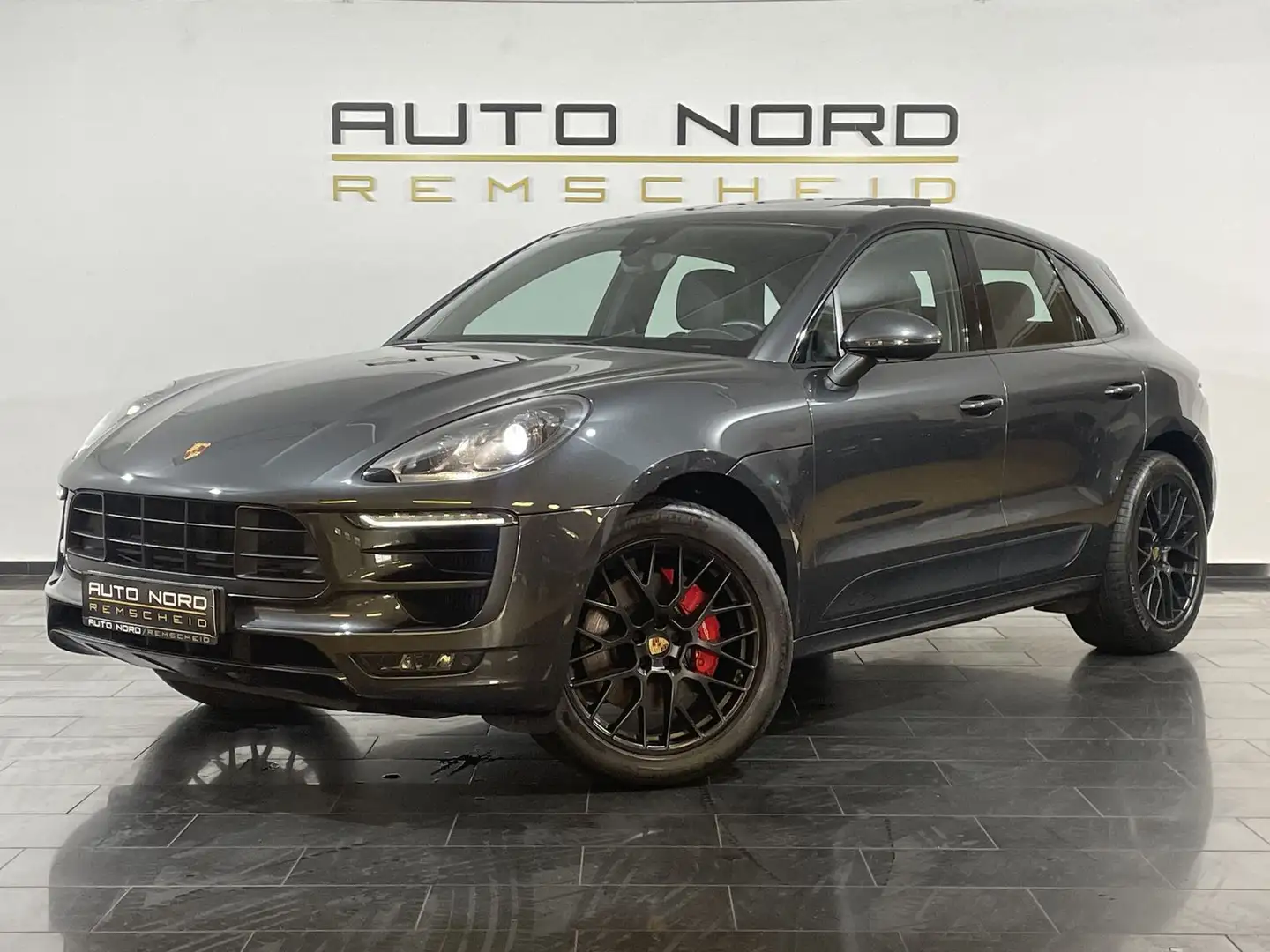 Porsche Macan GTS*Pano*AHK*BOSE*Scheckheft*Sport.AGA* Grau - 1