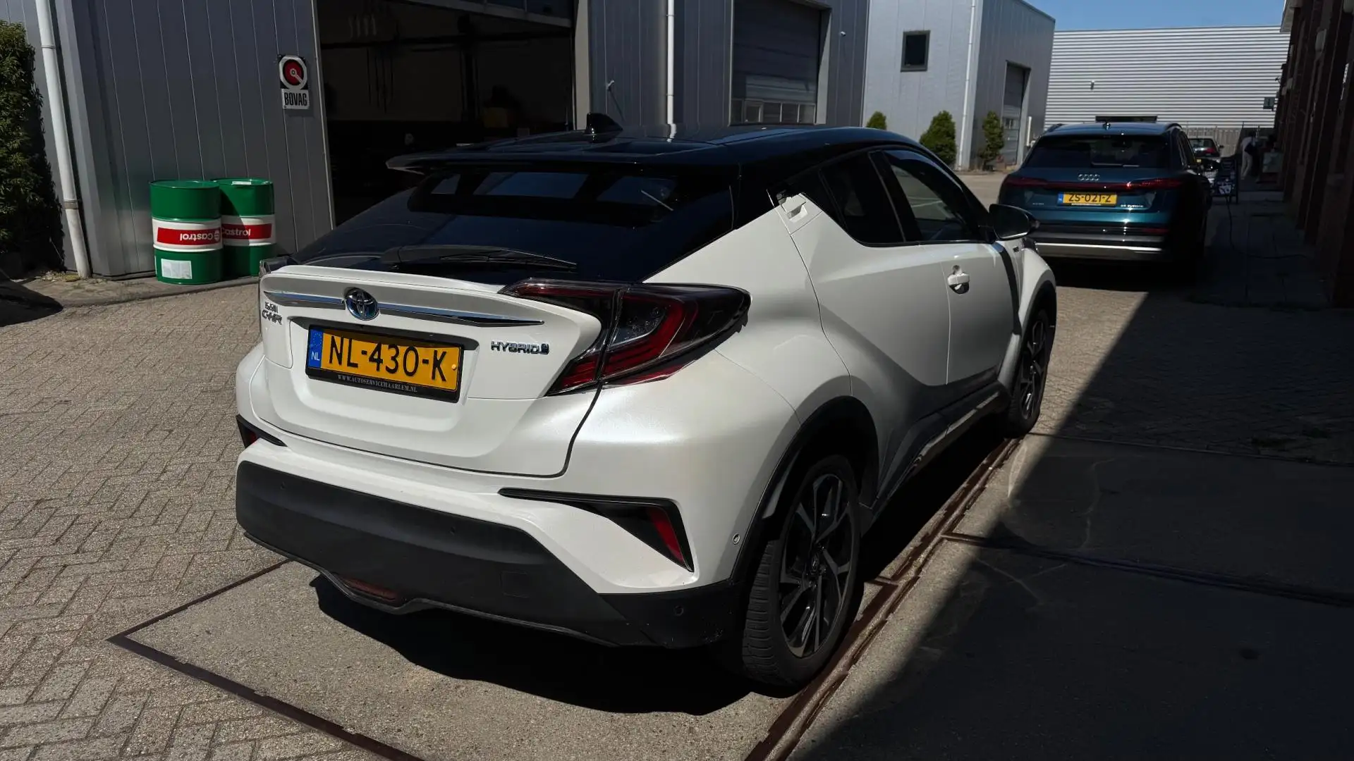 Toyota C-HR 1.8 Hybrid Bi-Tone Plus FULL OPTION|GARANTIE|NAP! Wit - 2