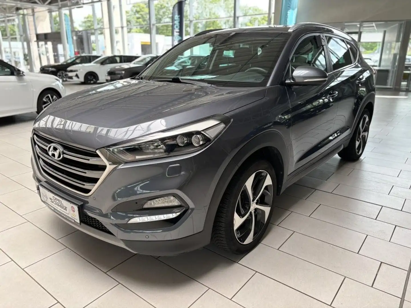 Hyundai TUCSON 1.6 Turbo 4WD DCT Trend - 1