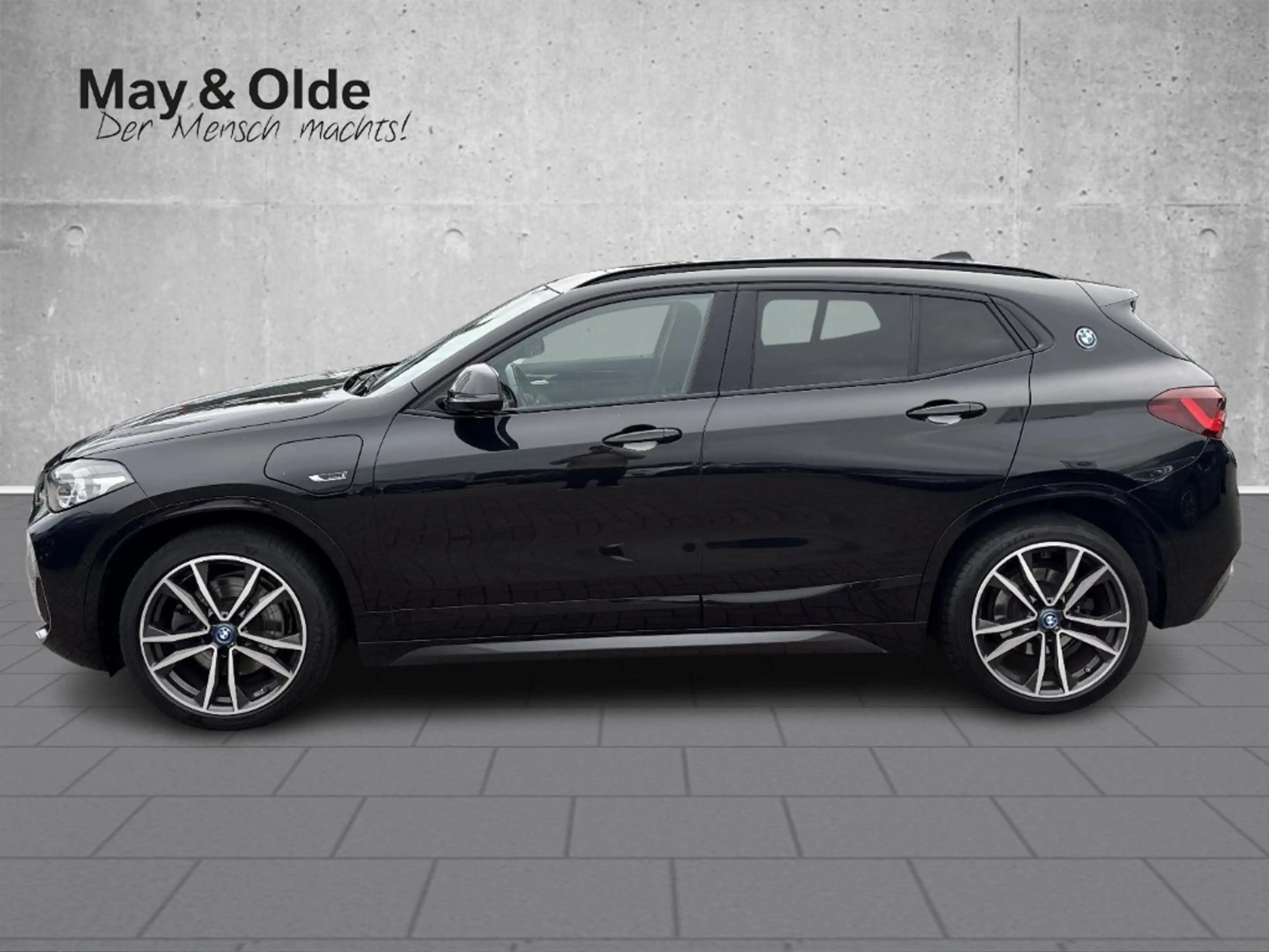 BMW X2 XDRIVE25E A Sportpaket HUD El. Panodach Panorama N — photo 2