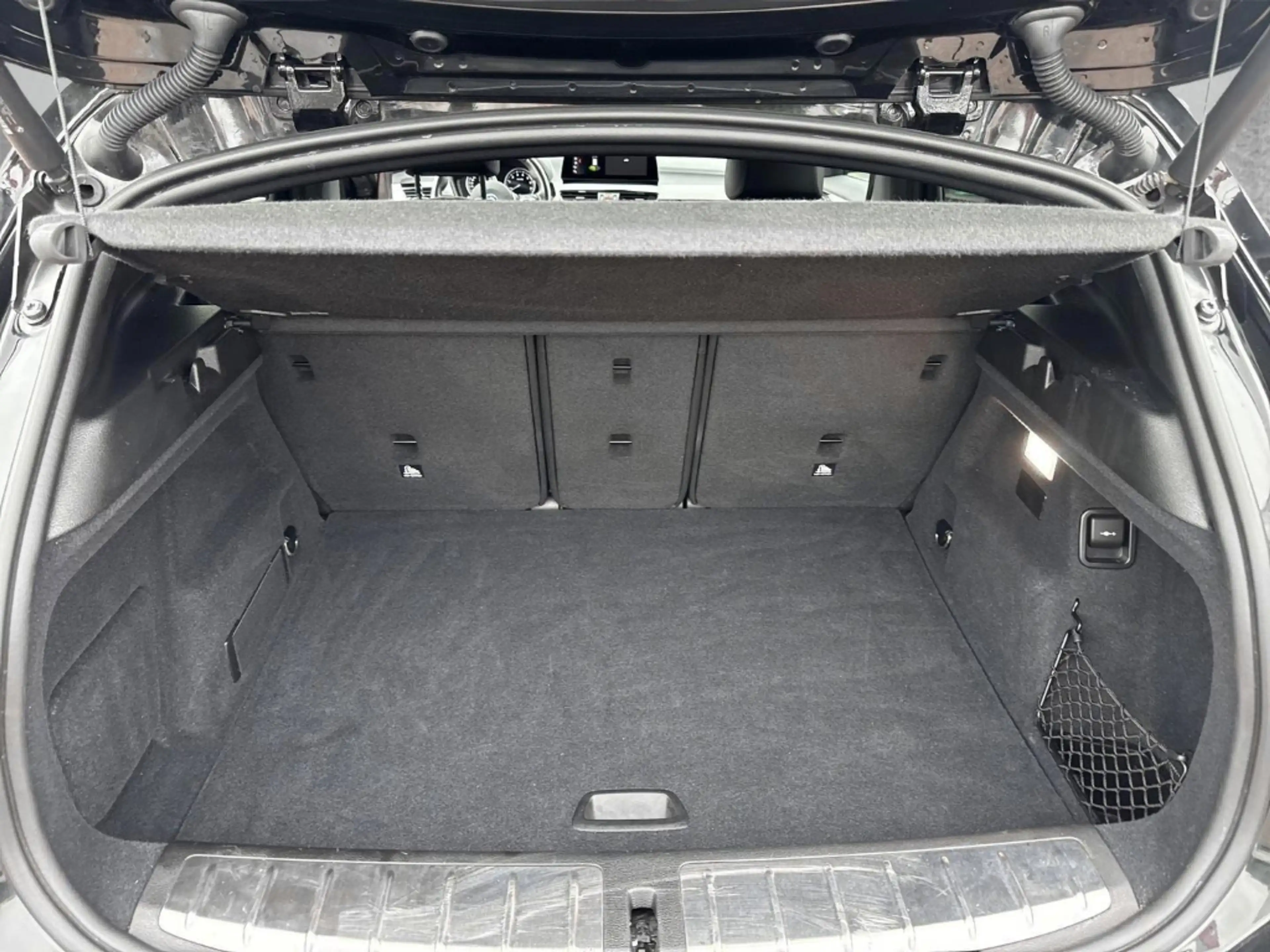 BMW X2 XDRIVE25E A Sportpaket HUD El. Panodach Panorama N — photo 14