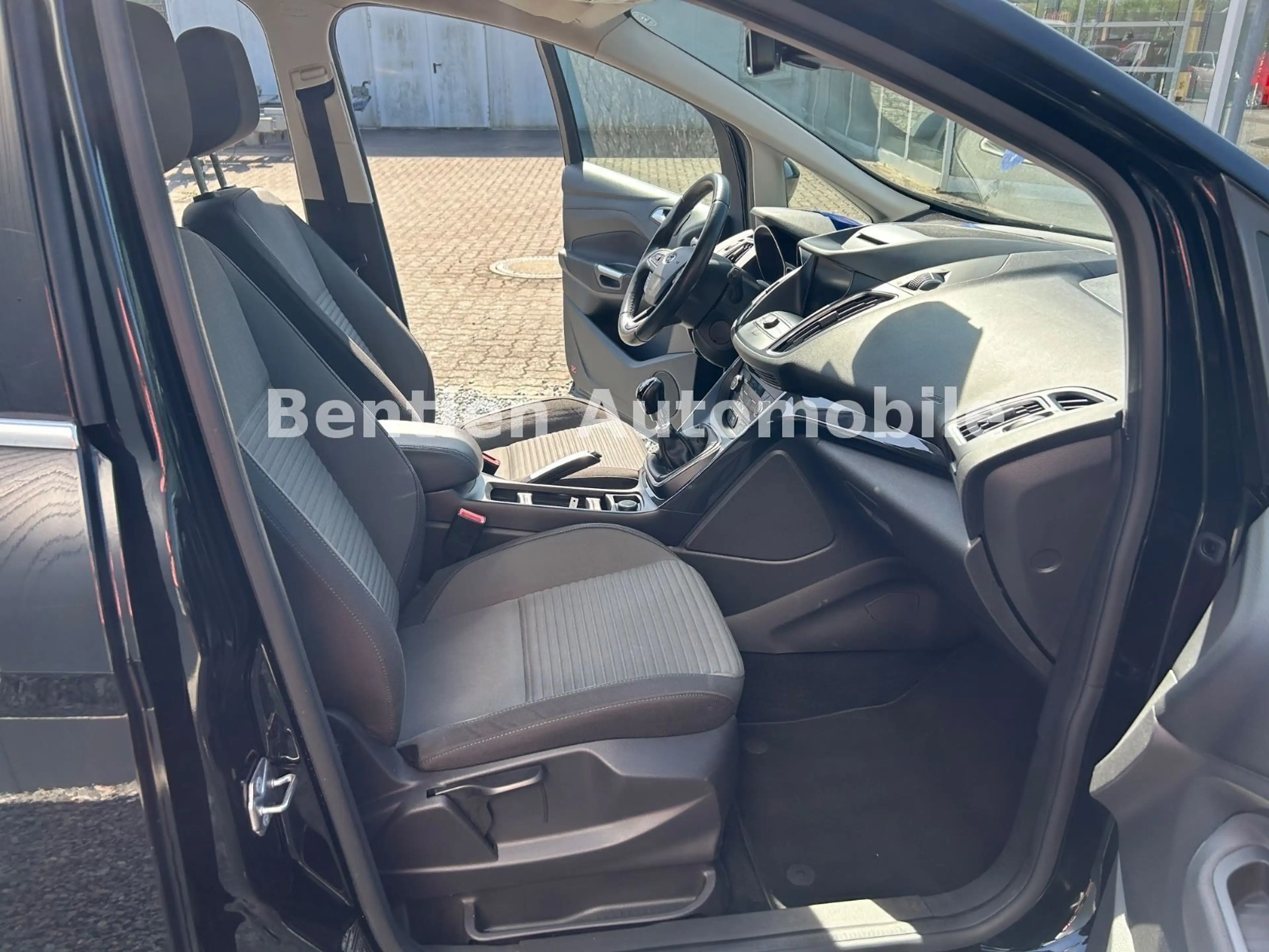 Ford Grand C-Max Grand C-MAX Titanium,SHZ,ALU,PDC — photo 9