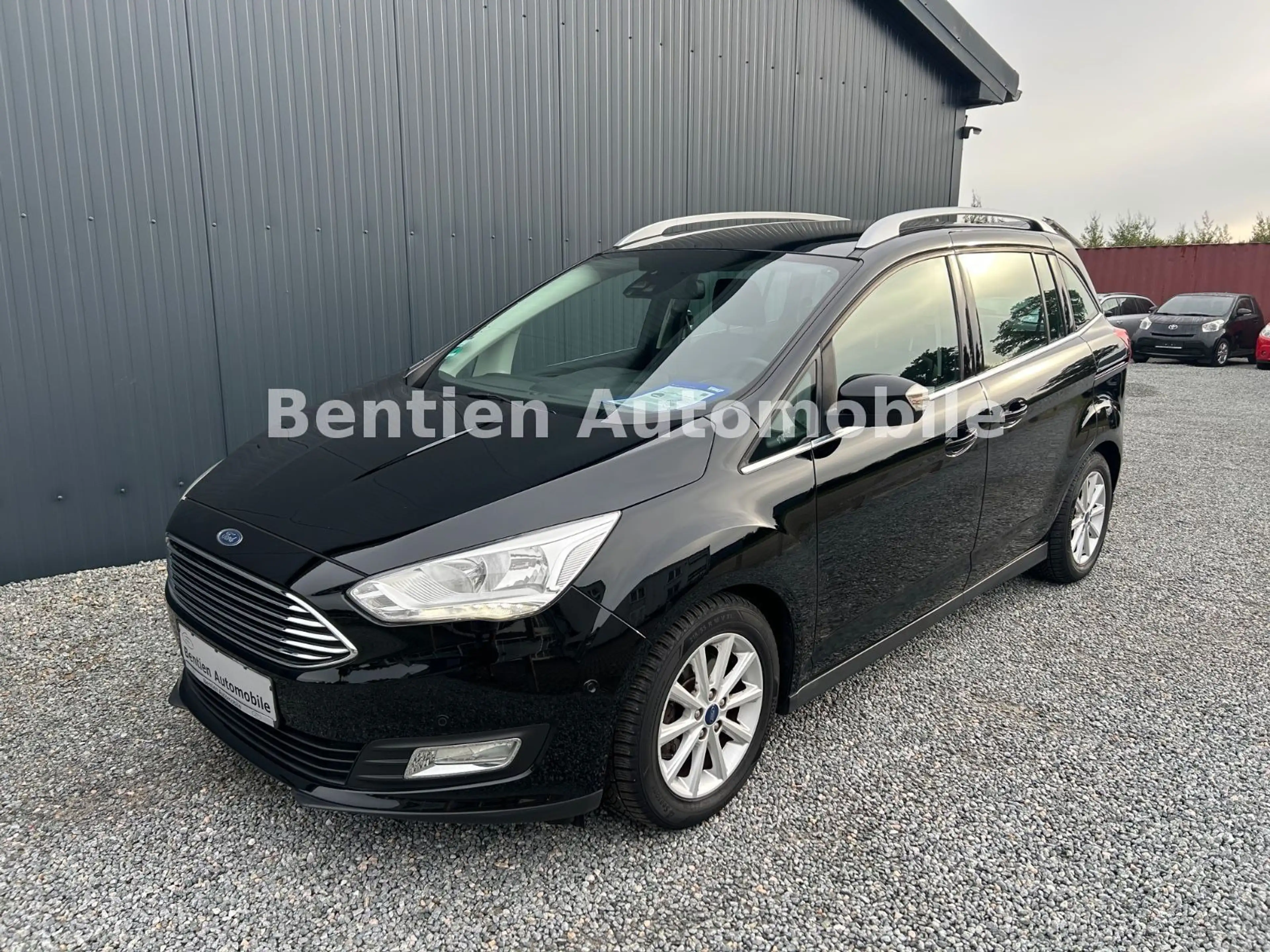 Ford Grand C-Max Grand C-MAX Titanium,SHZ,ALU,PDC — photo 2