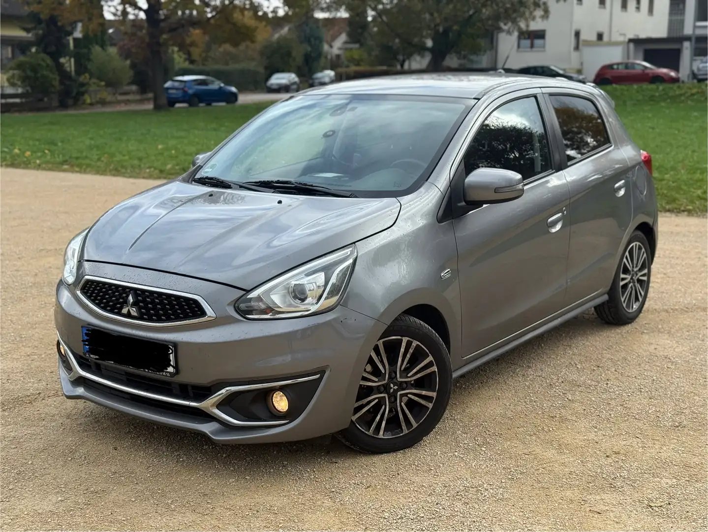 Mitsubishi Space Star 1.2 ClearTec Keyless Go | Tempomat | TÜV 11/2027 Grau - 2