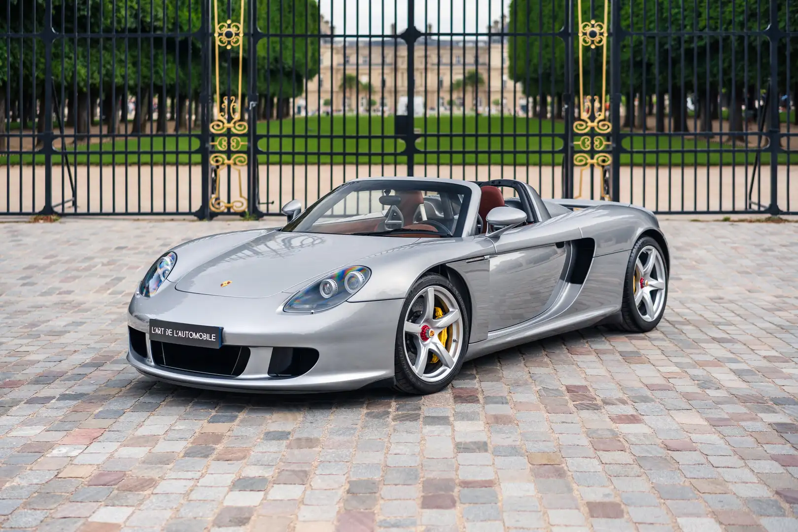 Porsche Carrera GT 5.7i - 8 700 kms, GT Silver Argento - 1