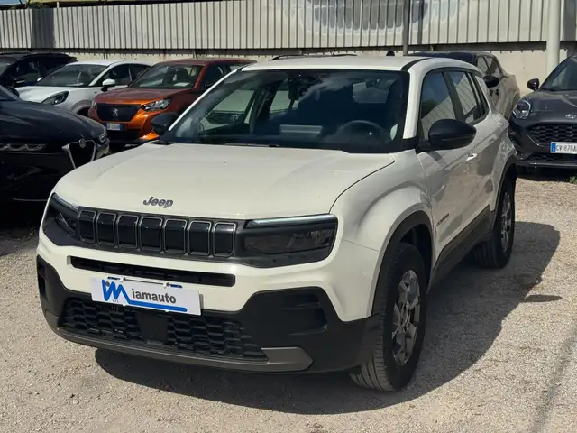 2025 Jeep Avenger in White for sale