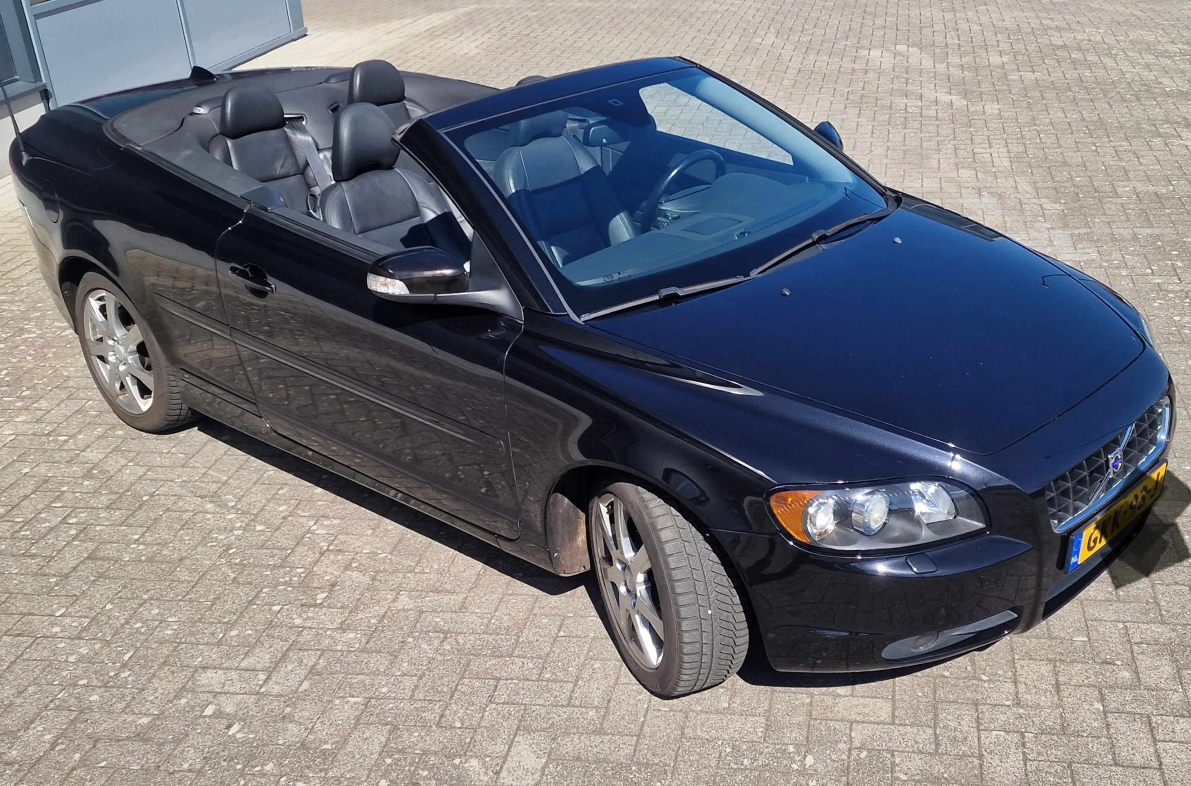 Volvo C70 Convertible 2.4 Summum, netto € 6.600, archief fot — photo 9