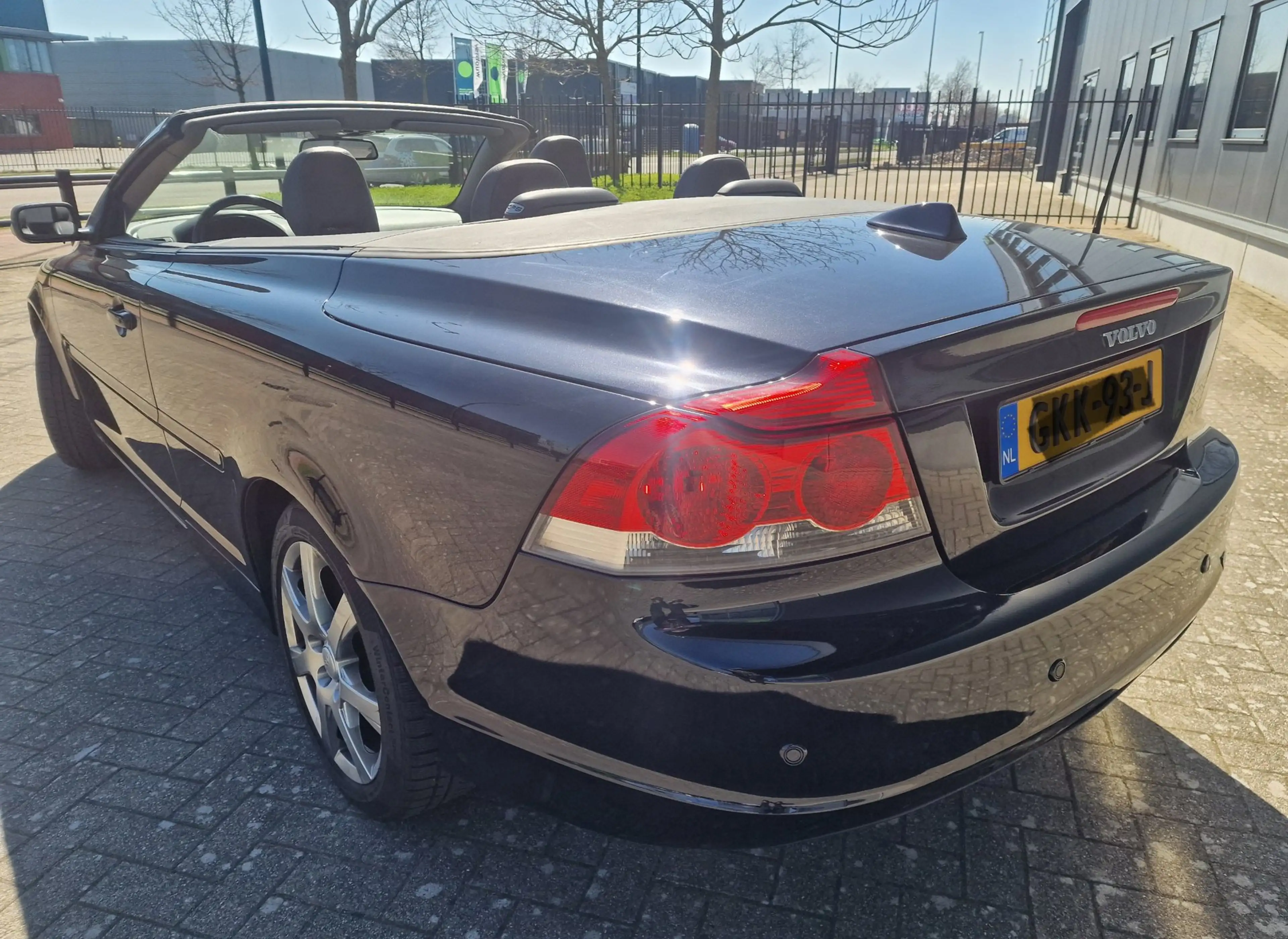 Volvo C70 Convertible 2.4 Summum, netto € 6.600, archief fot — photo 4