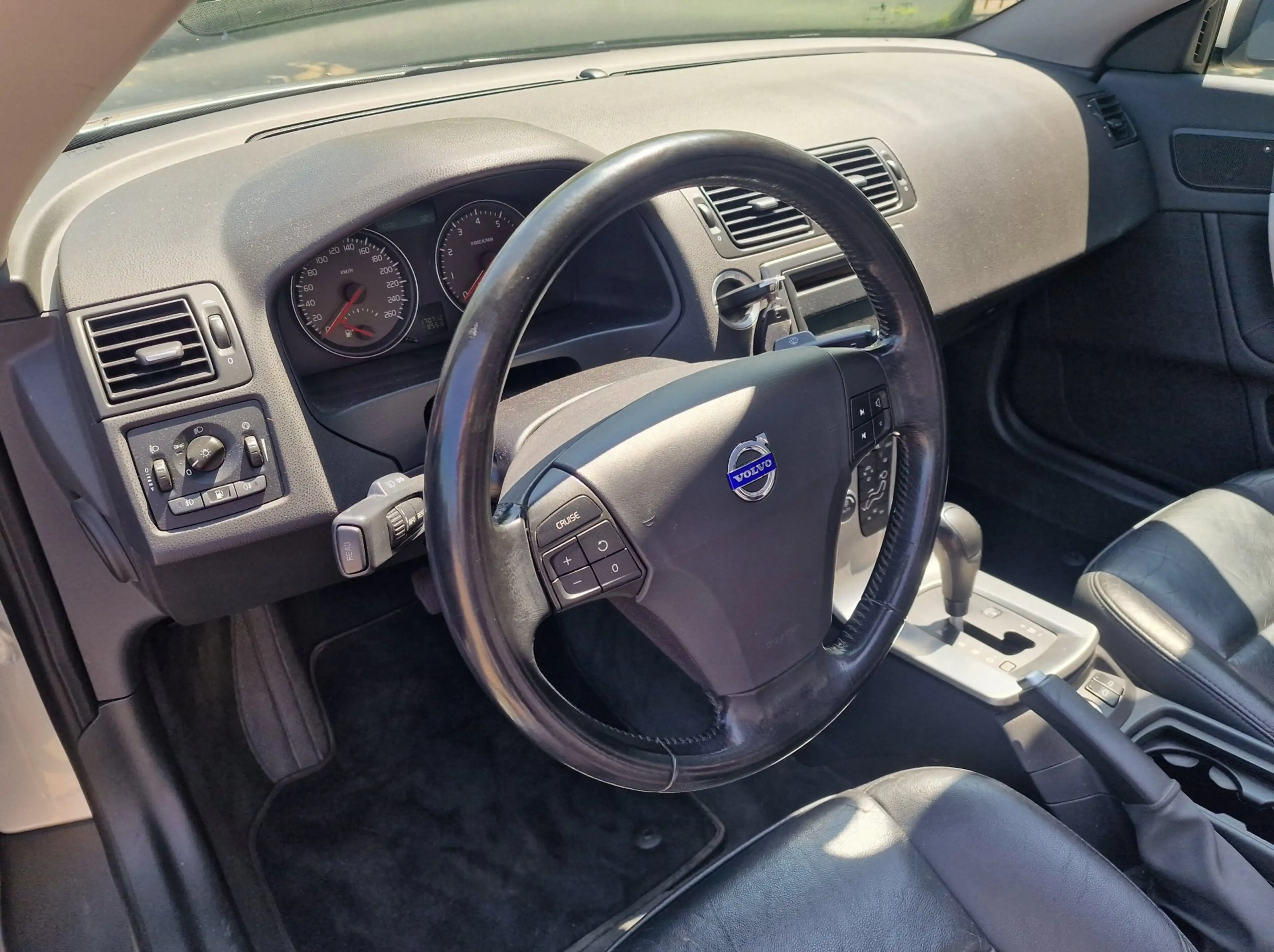 Volvo C70 Convertible 2.4 Summum, netto € 6.600, archief fot — photo 13