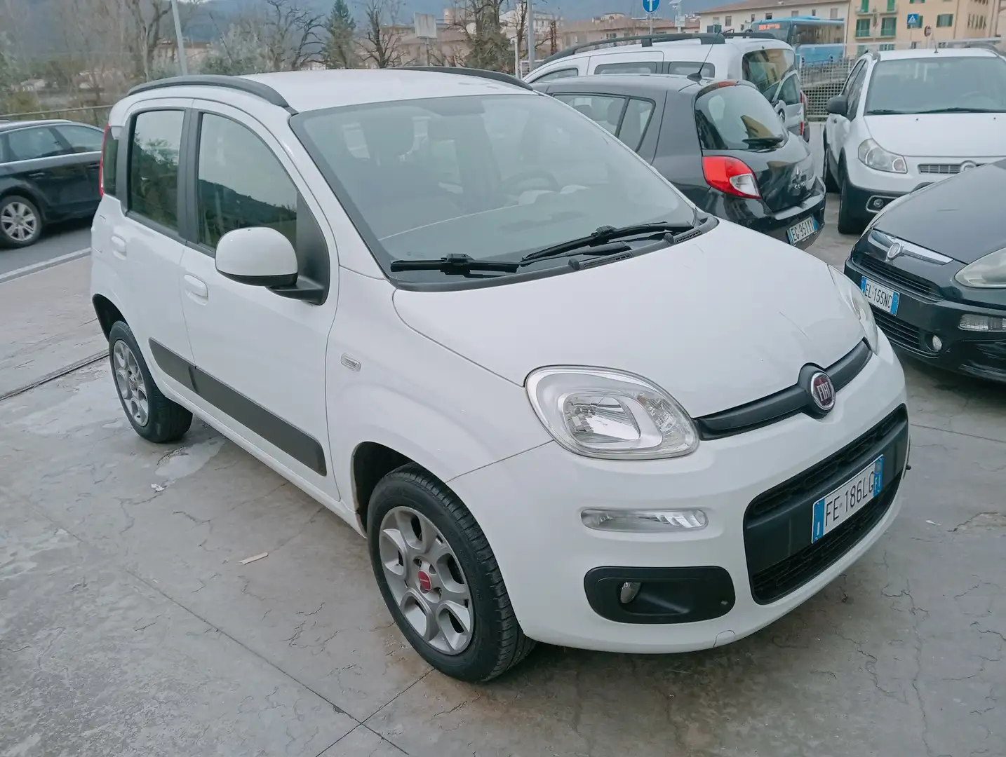 Fiat Panda Panda  0.9 t.air t. natural power Lounge 80cv E6 Bianco - 2