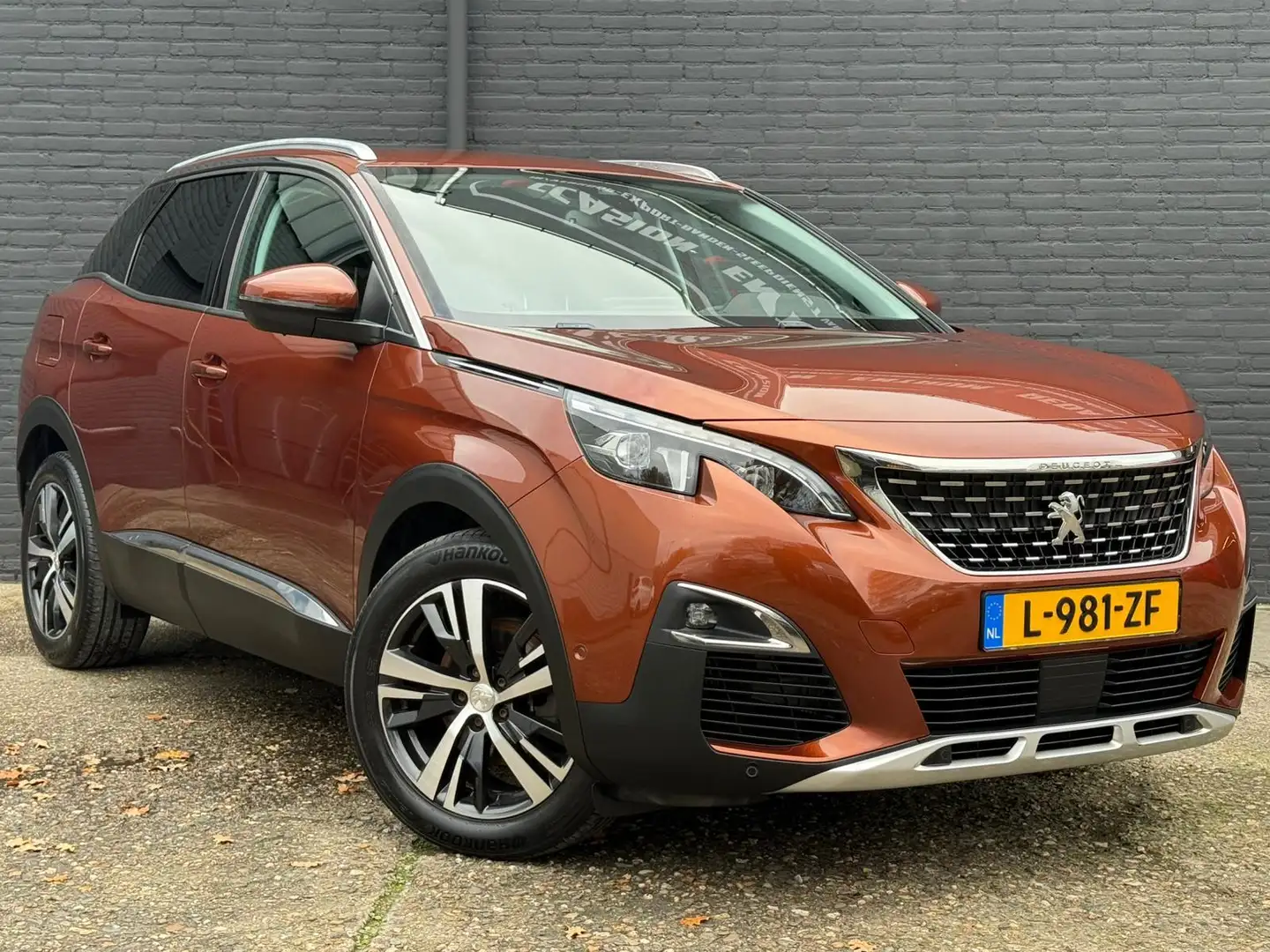 Peugeot 3008 1.2 PureTech Allure PDC | CARPLAY | NAVI | STOELVE Brun - 2