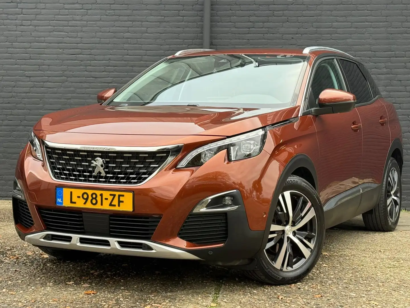 Peugeot 3008 1.2 PureTech Allure PDC | CARPLAY | NAVI | STOELVE Brun - 1