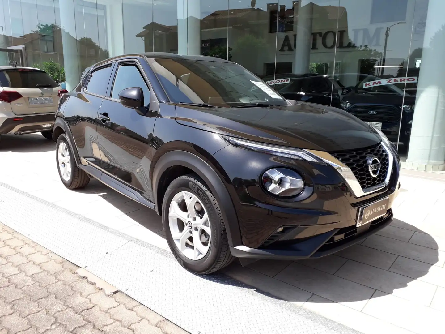 Nissan Juke 1.0 dig-t N-Connecta 114cv dct + Navi & Cold Pack Nero - 2