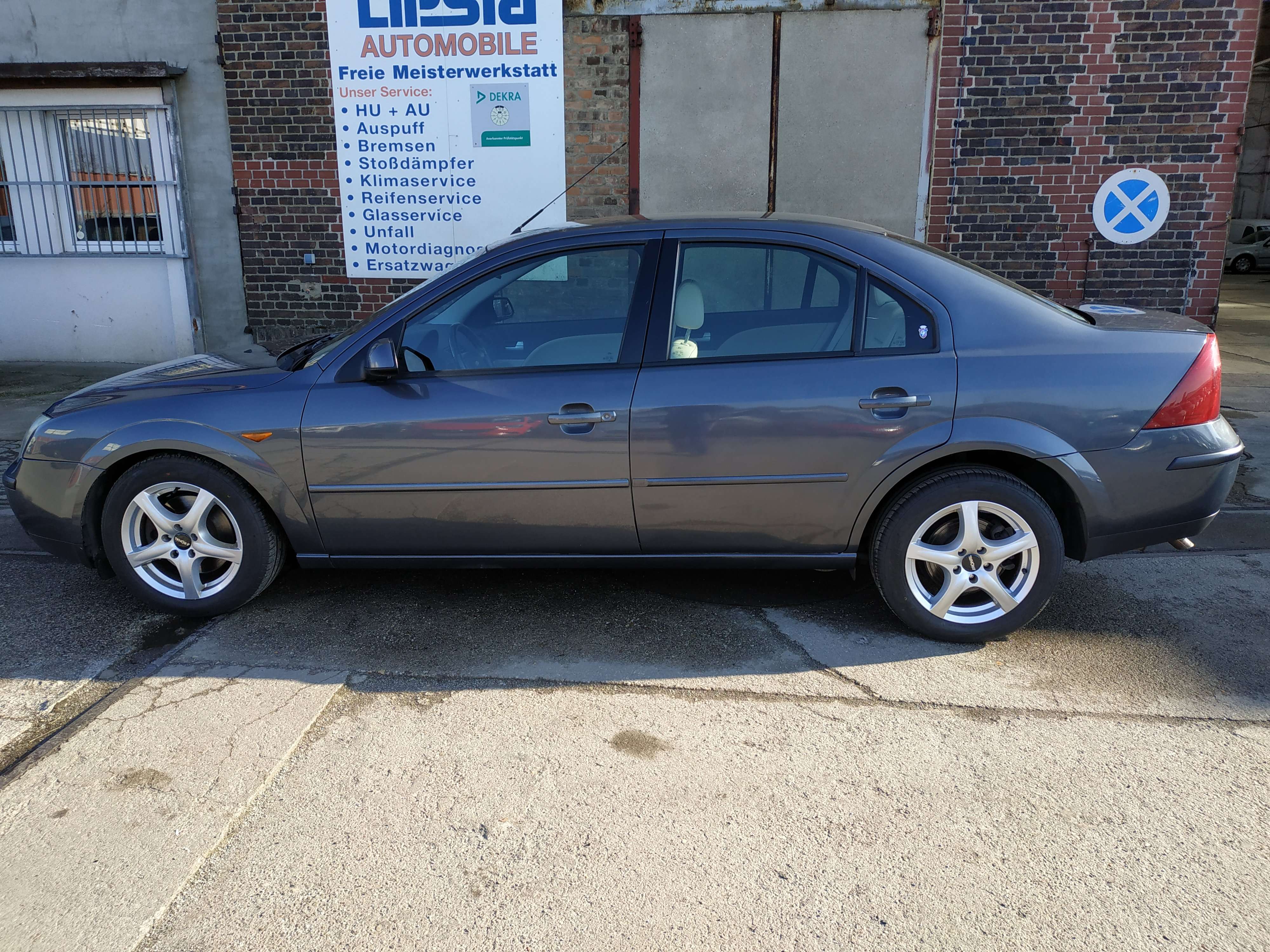 Second hand Ford Mondeo 1.8