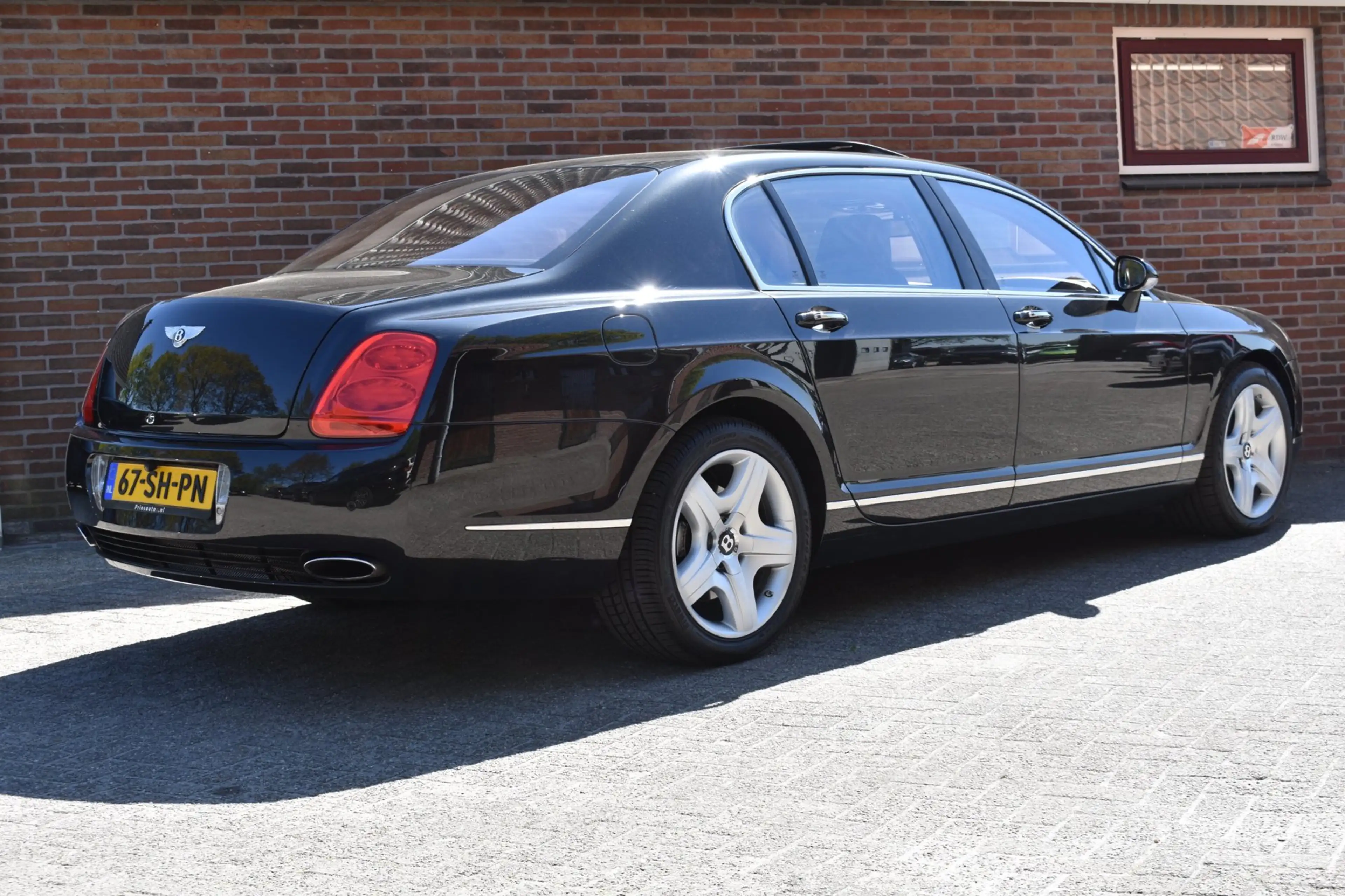 Bentley Flying Spur Continental 6.0 W12 561pk '06 Orig NL Auto Leder C — photo 3