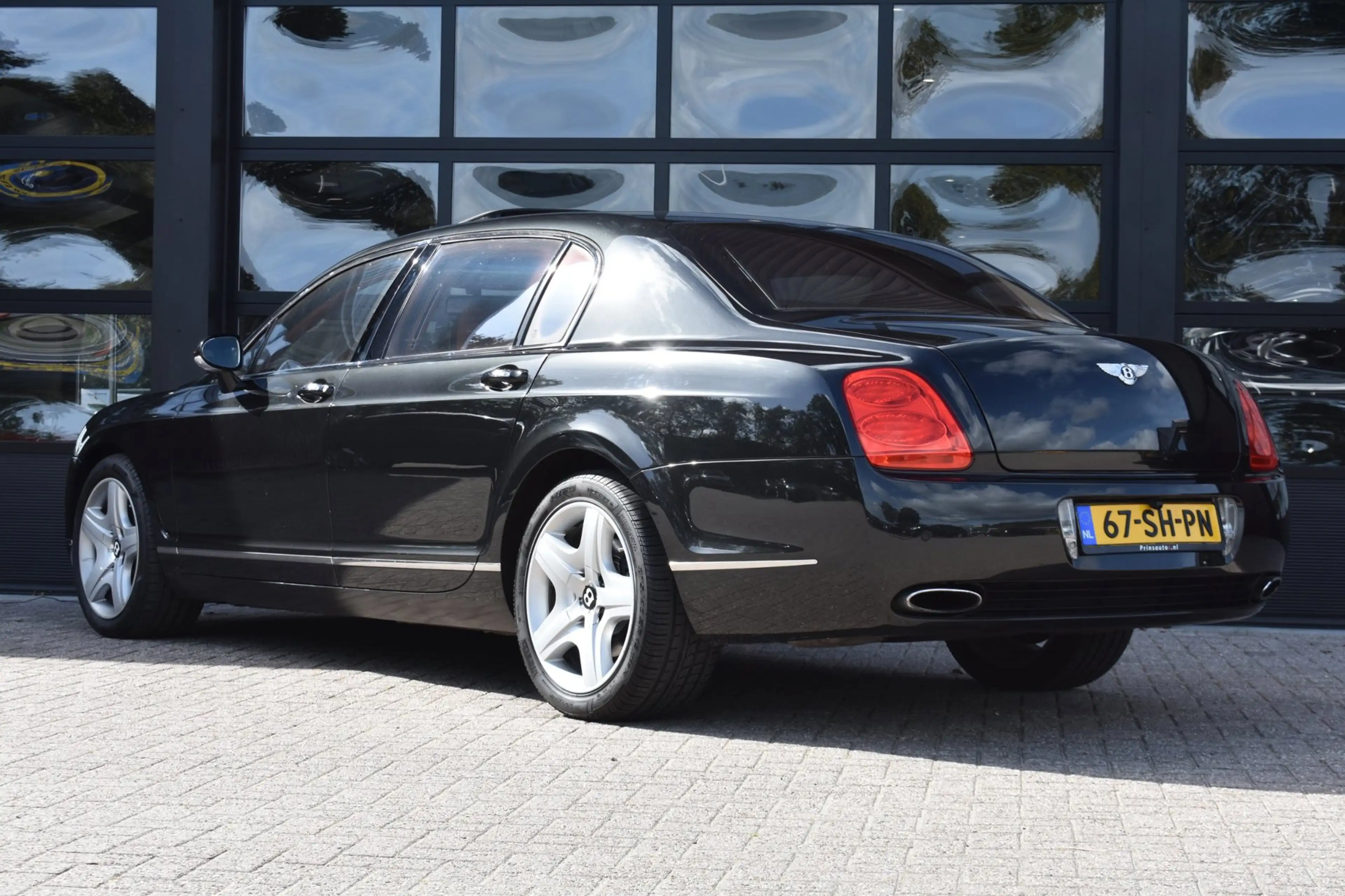 Bentley Flying Spur Continental 6.0 W12 561pk '06 Orig NL Auto Leder C — photo 9