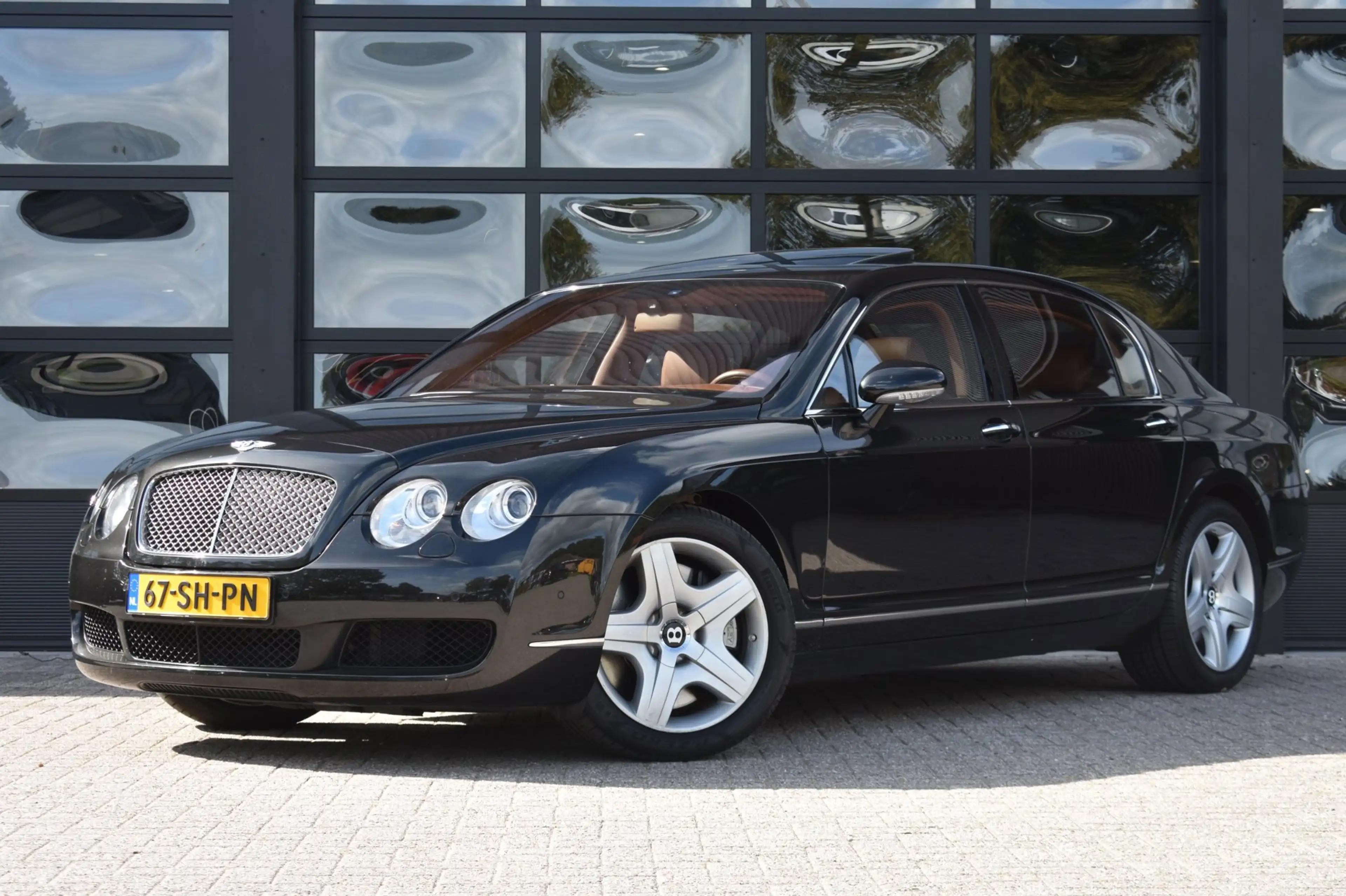 Bentley Flying Spur Continental 6.0 W12 561pk '06 Orig NL Auto Leder C