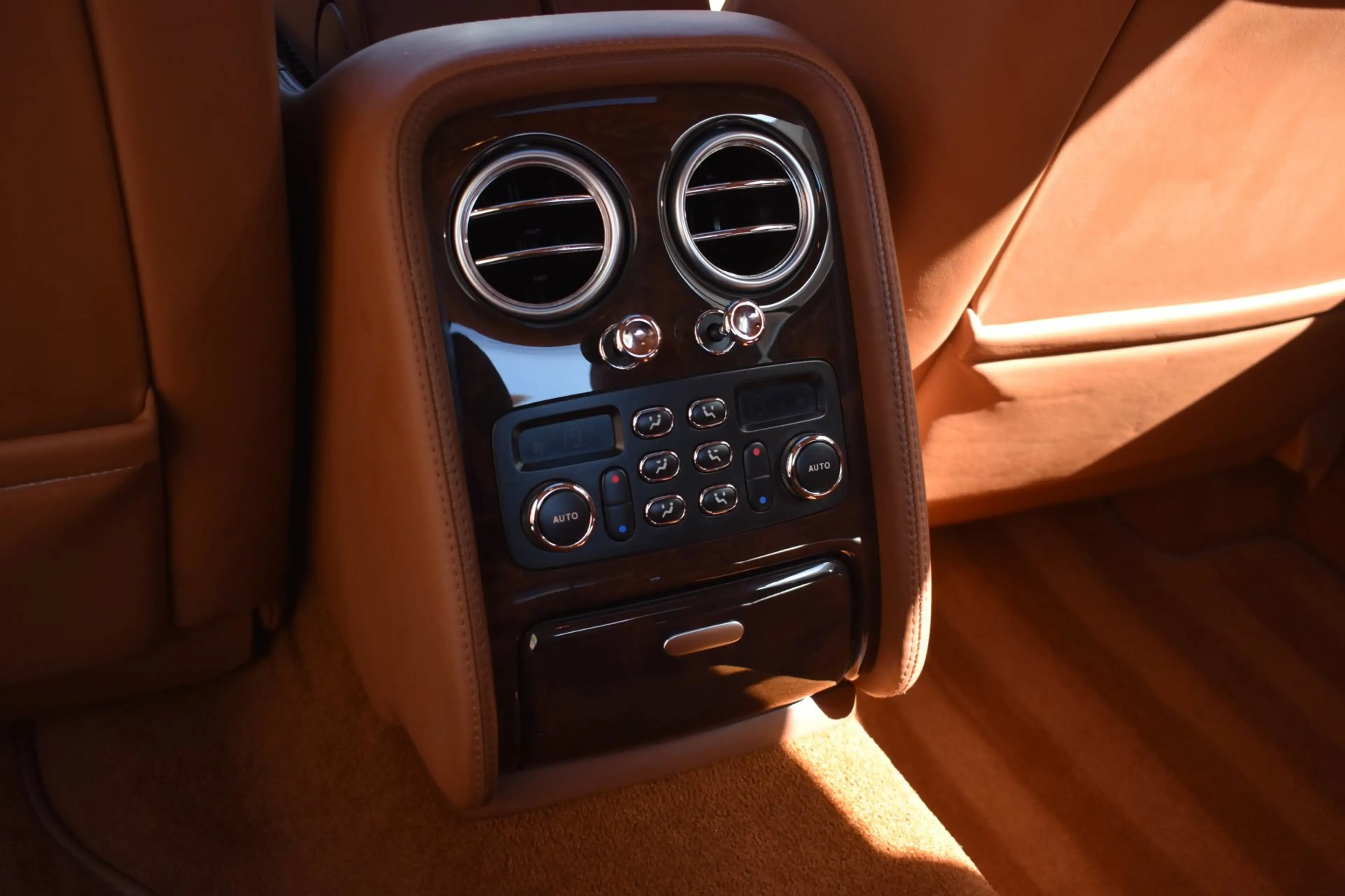 Bentley Flying Spur Continental 6.0 W12 561pk '06 Orig NL Auto Leder C — photo 15
