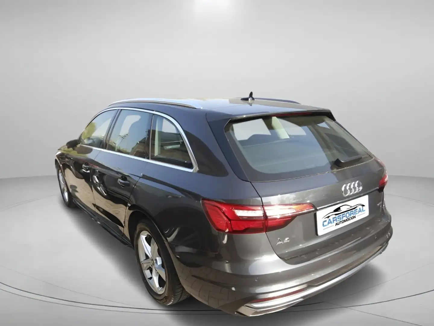 Audi A4 Avant 40 TDI Advanced quattro S tronic 150kW Gris - 2